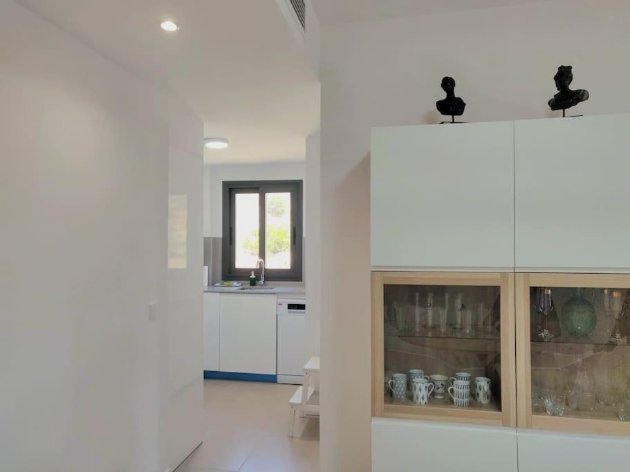 Apartamento 1º Linea De Playa Con Piscina Panoramica & Parking *