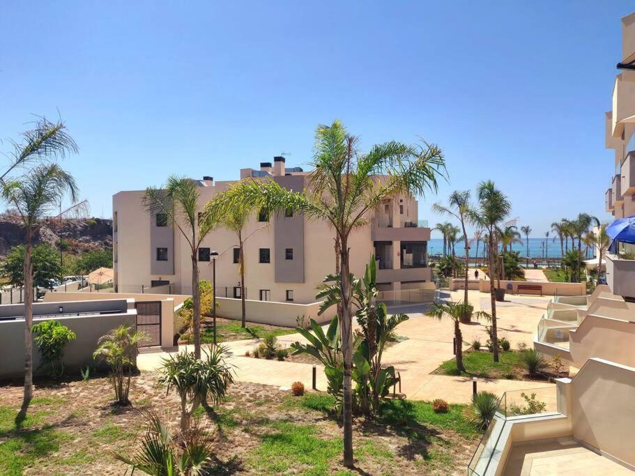 Apartamento 1º Linea De Playa Con Piscina Panoramica & Parking *