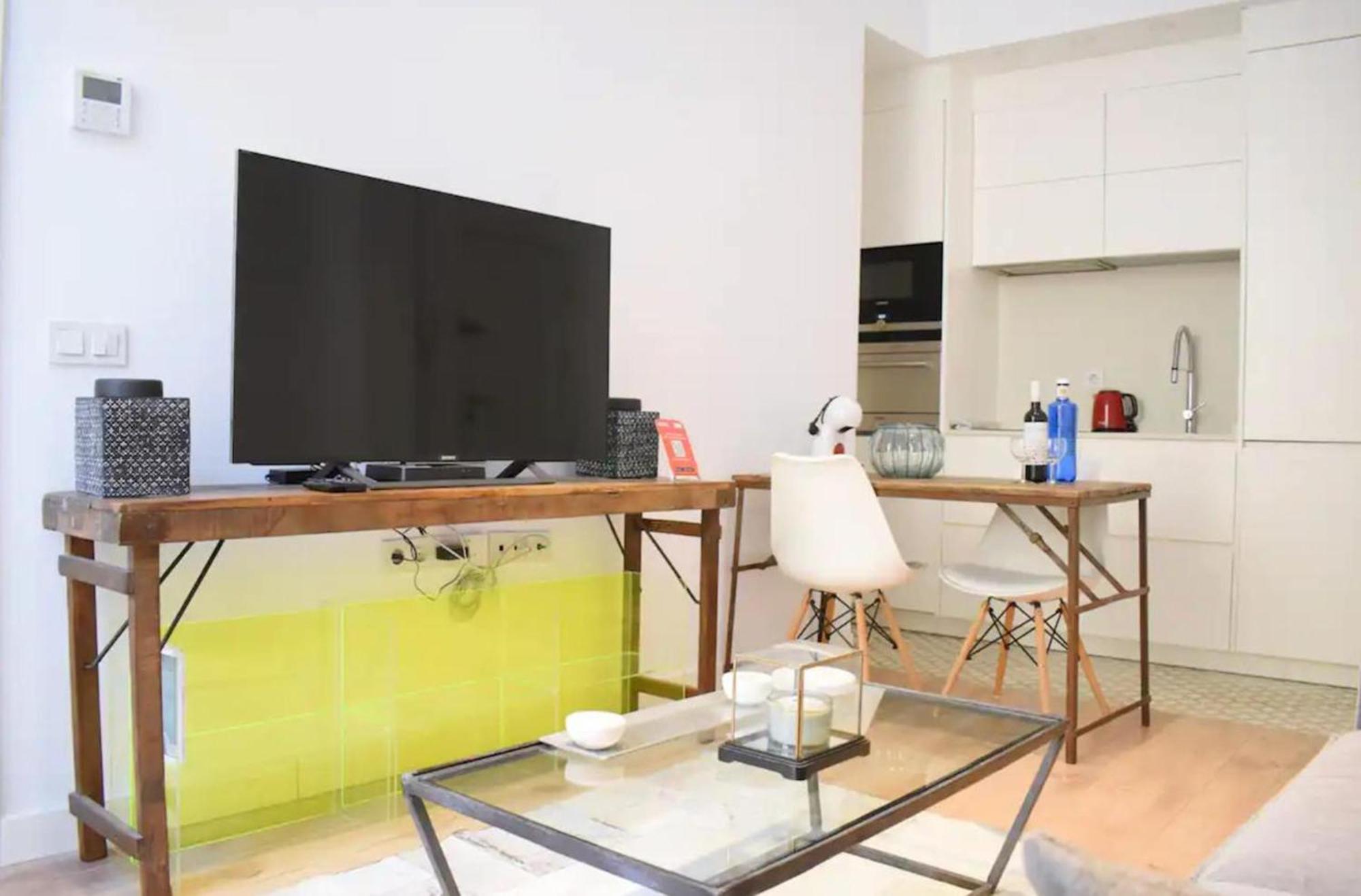 Holidays2malaga Azucena Central French Balcony * Malaga