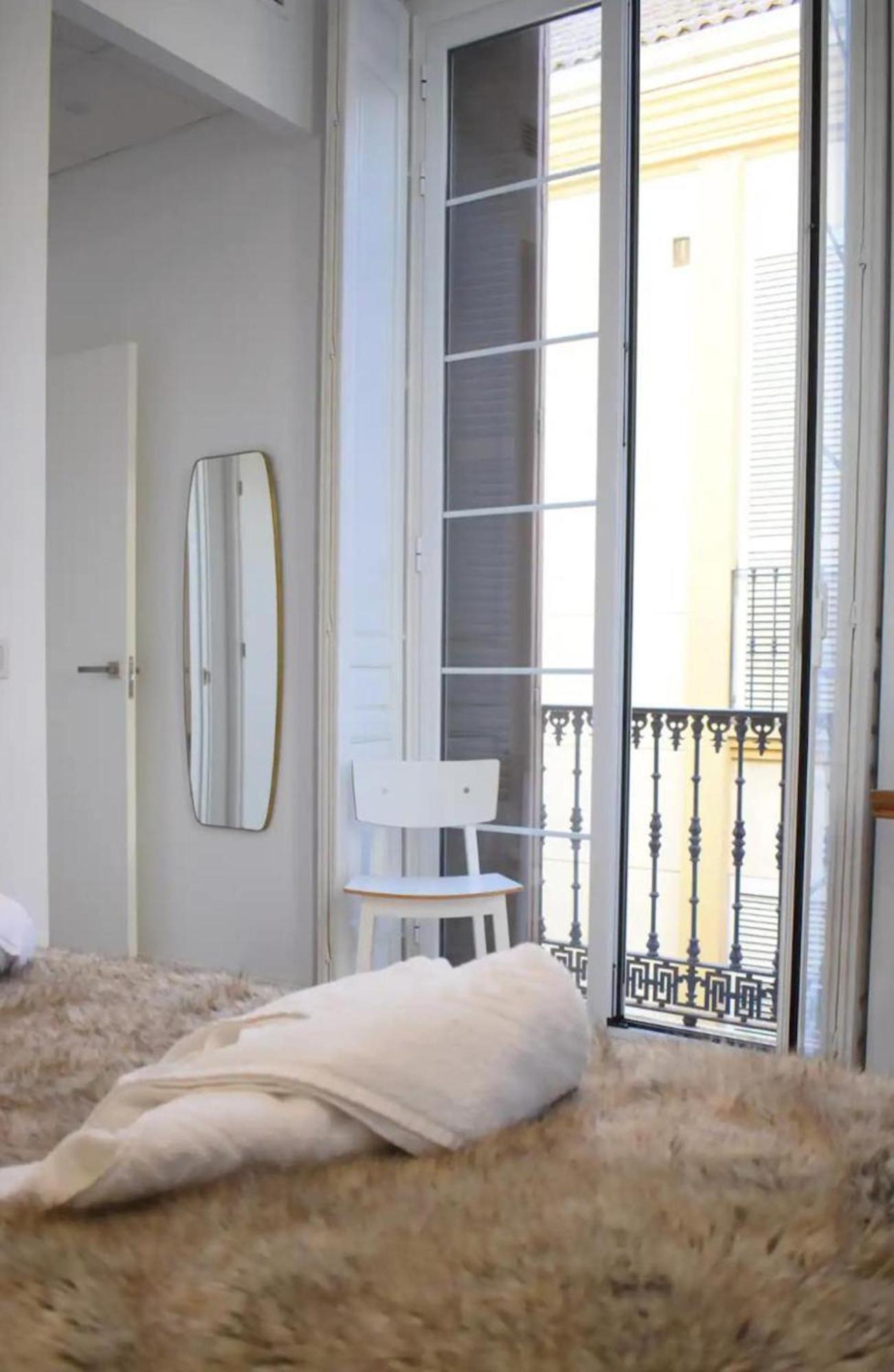 Holidays2malaga Azucena Central French Balcony Apartment *