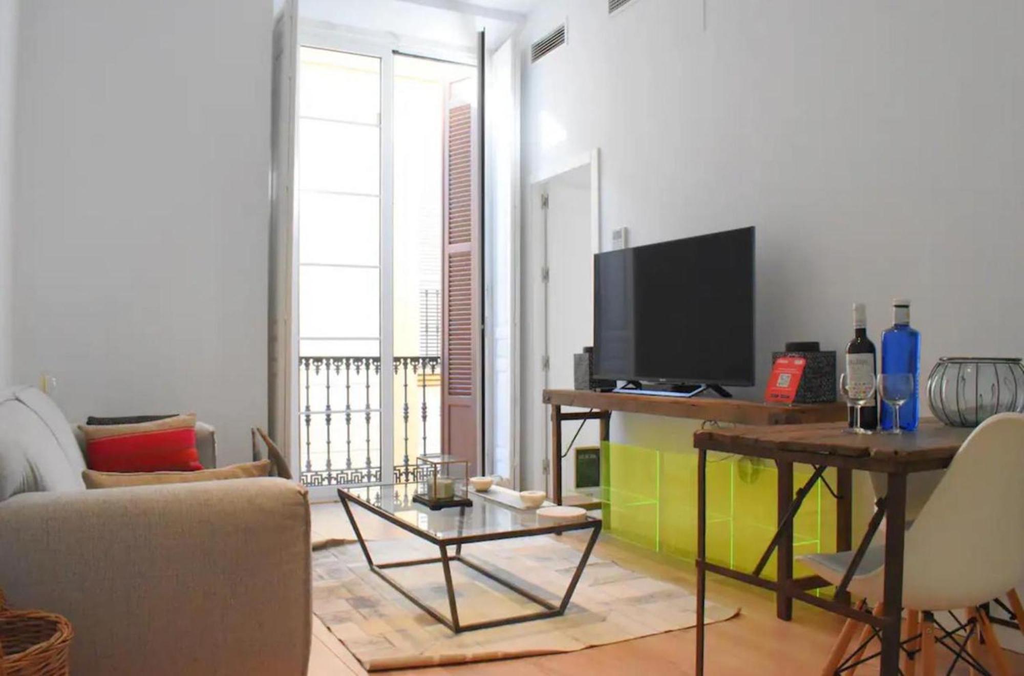 Holidays2malaga Azucena Central French Balcony * Malaga