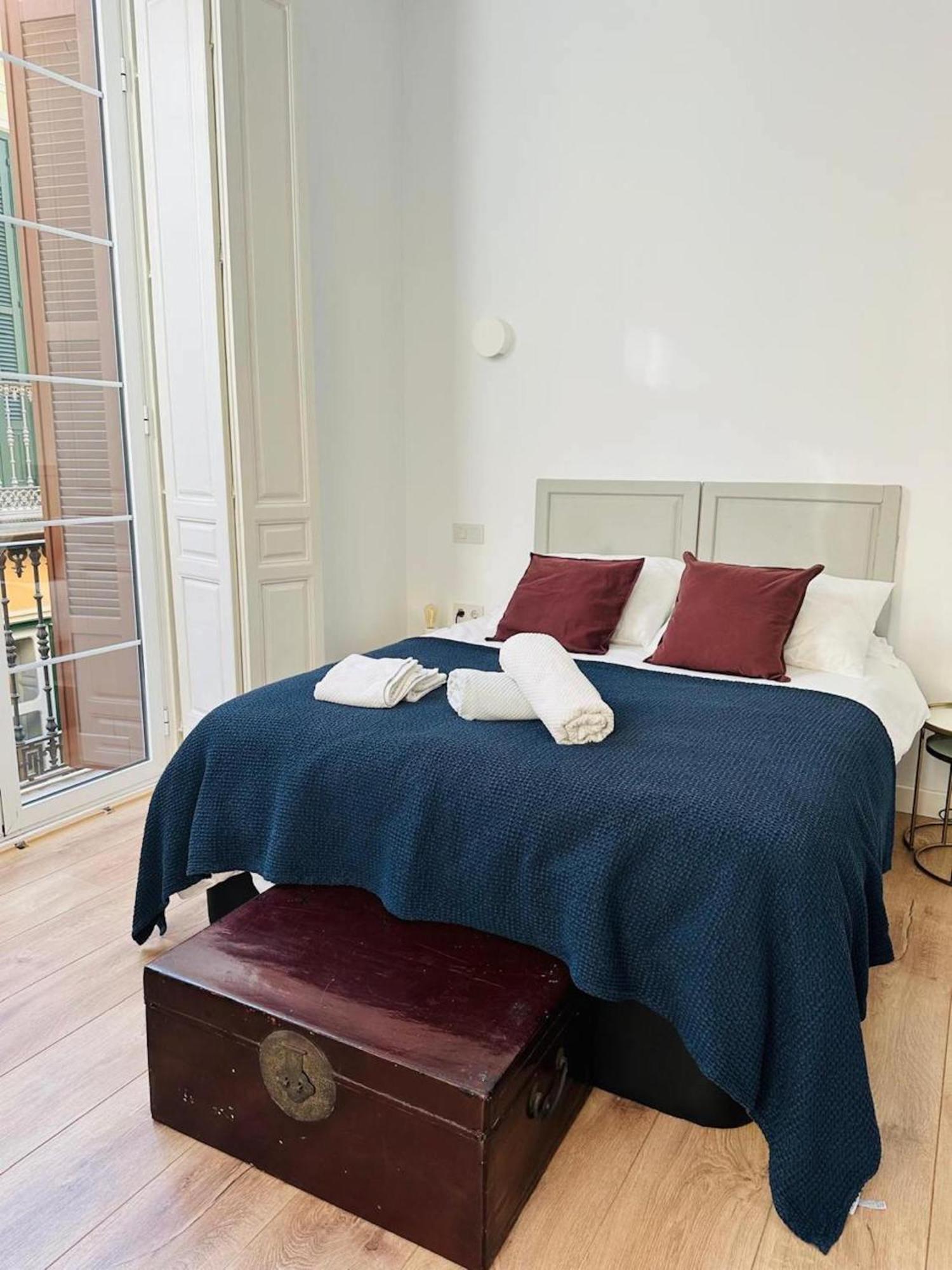 Holidays2malaga Azucena Central French Balcony Apartment *