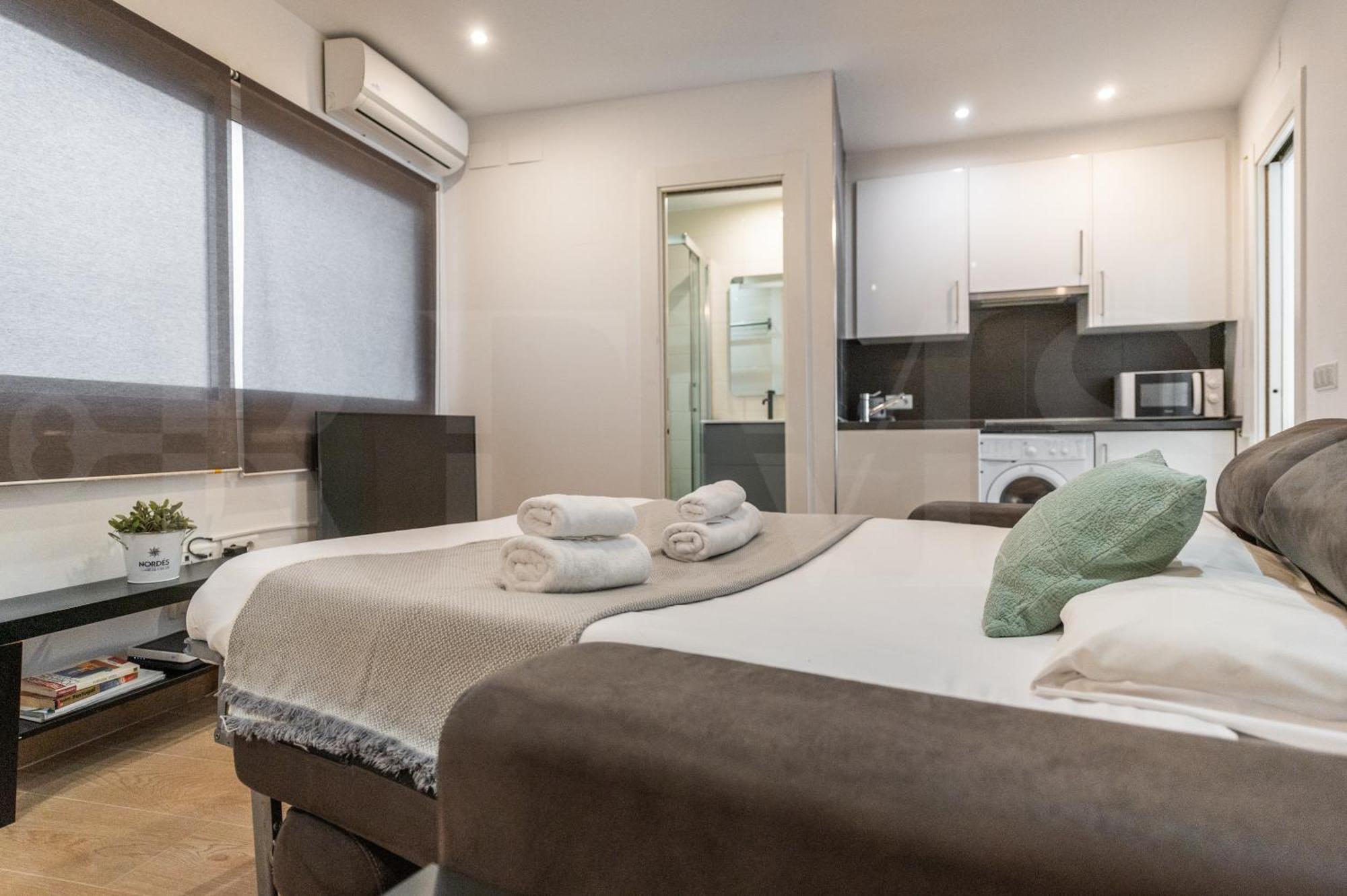 Minimalist In The Heart Of By Rems