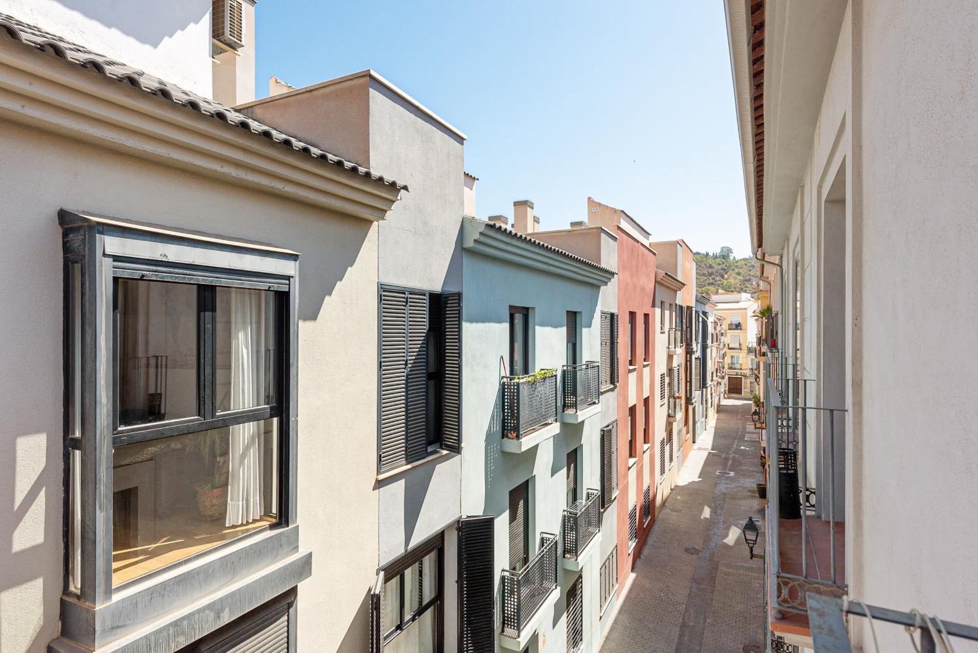 U-nique Montano * Málaga