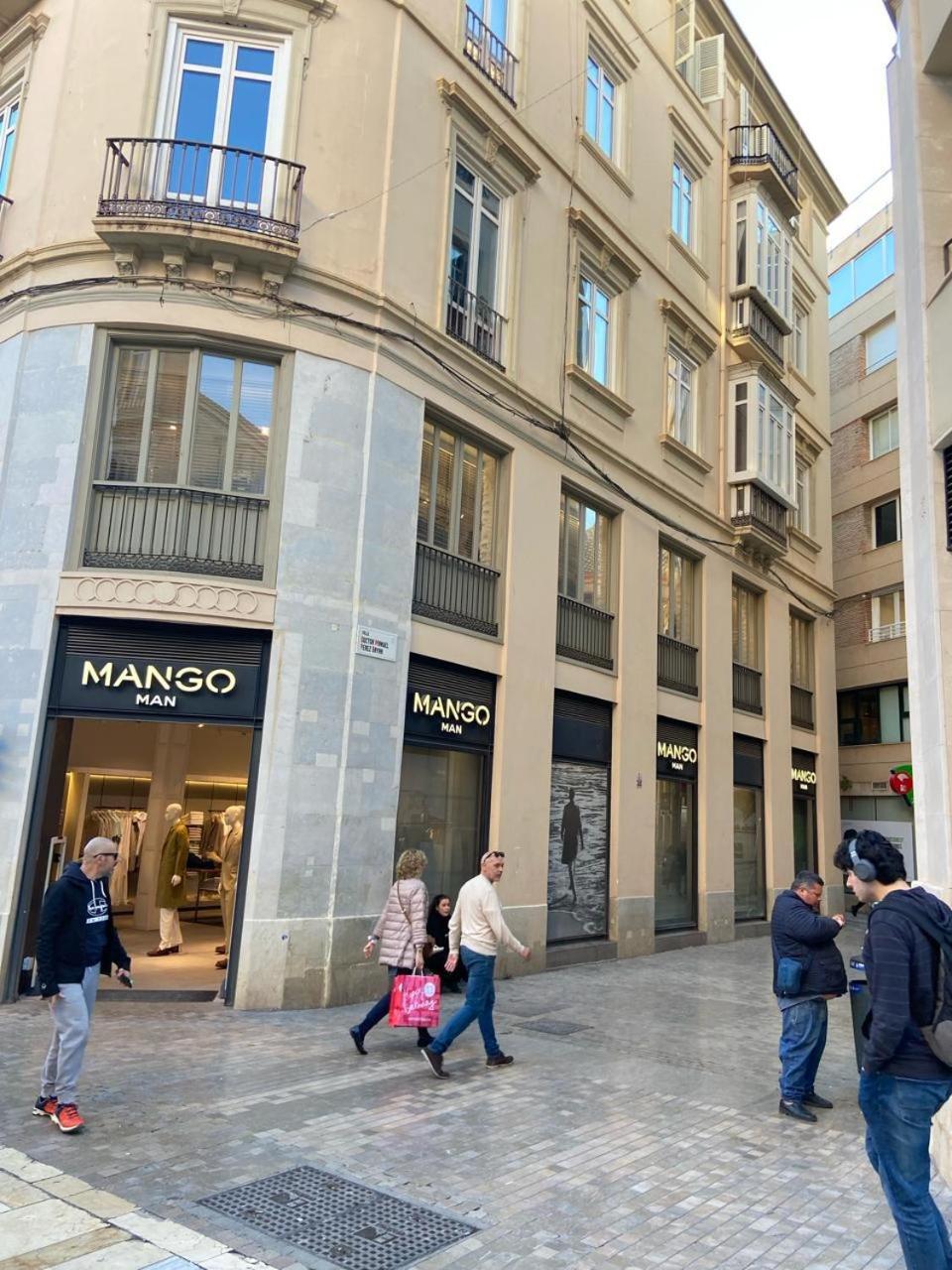 Larios Pensión *