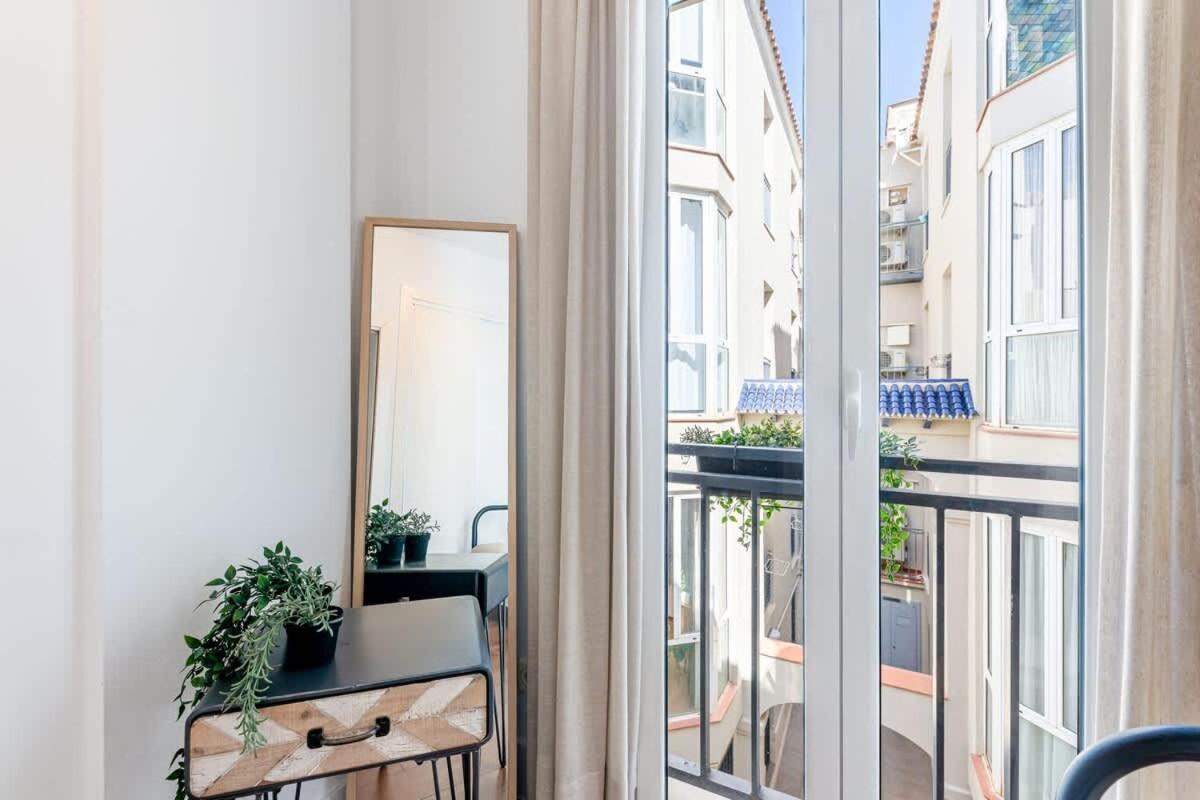 Vivendos - Ma14 - Madre De Dios Apartment Malaga