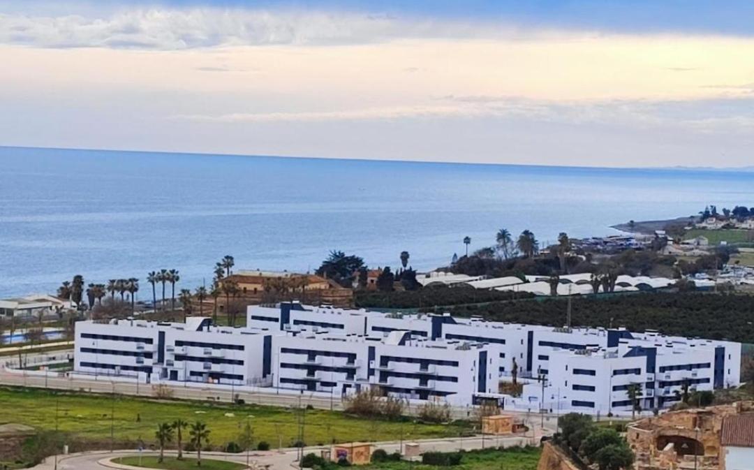 En Valle-niza, Almayate, Benajarafe, Torre Del Mar A 50 Metros De La Playa Apartamento
