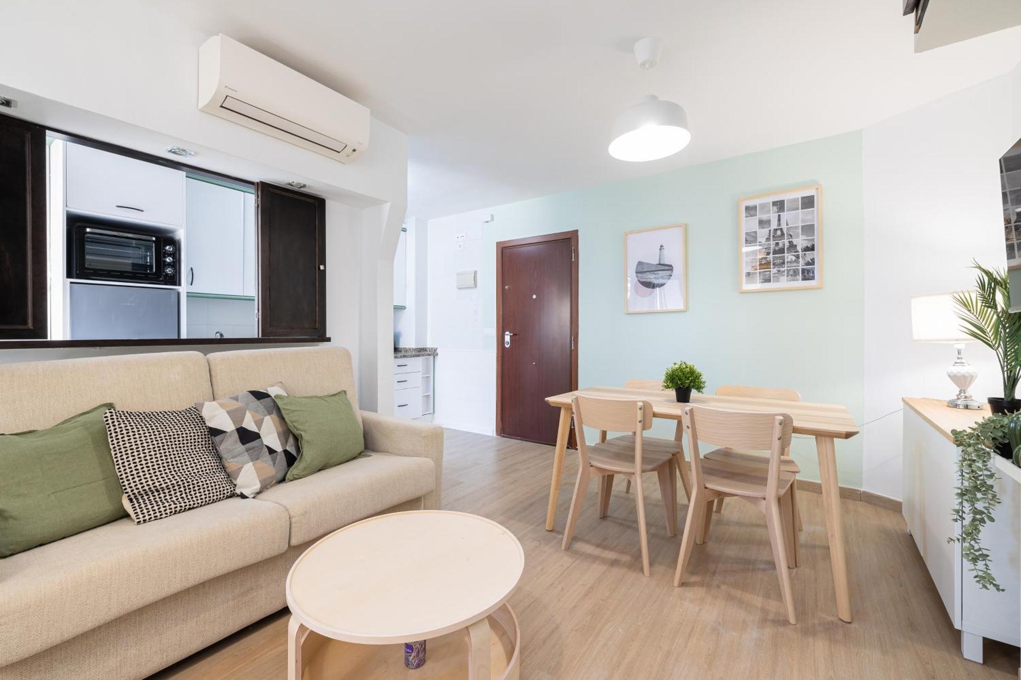 Apartamento Holidays2malaga Guindos 500 Mts From And Promenade *