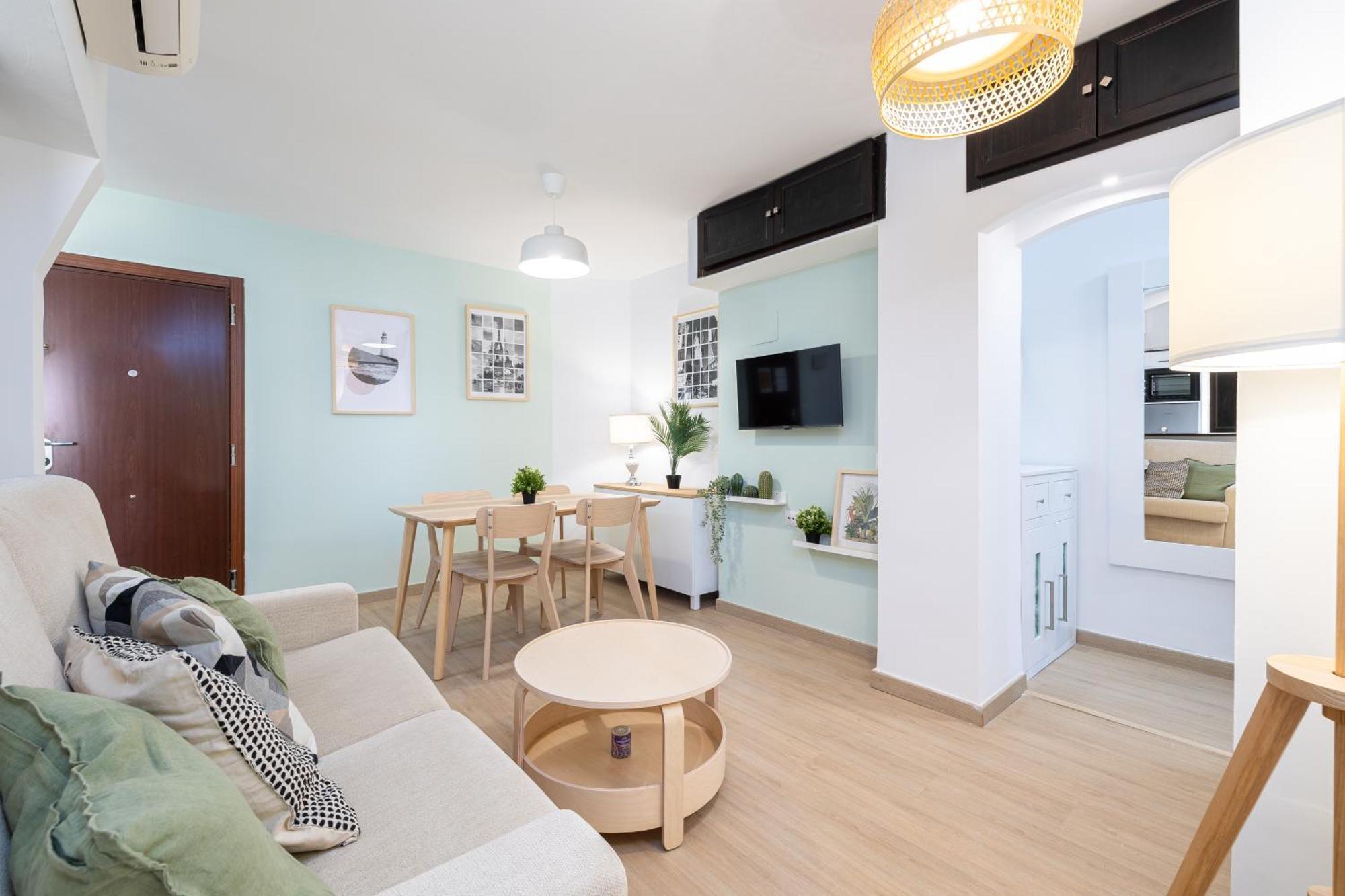 Apartamento Holidays2malaga Guindos 500 Mts From And Promenade *
