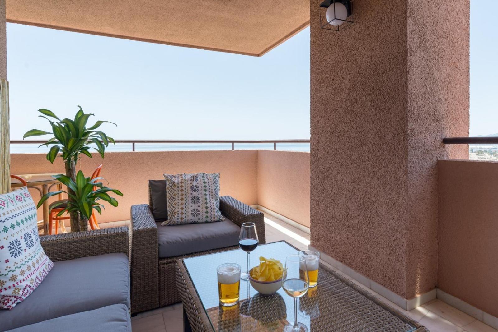 Mg - Ocean Views In With Parking Included Malaga