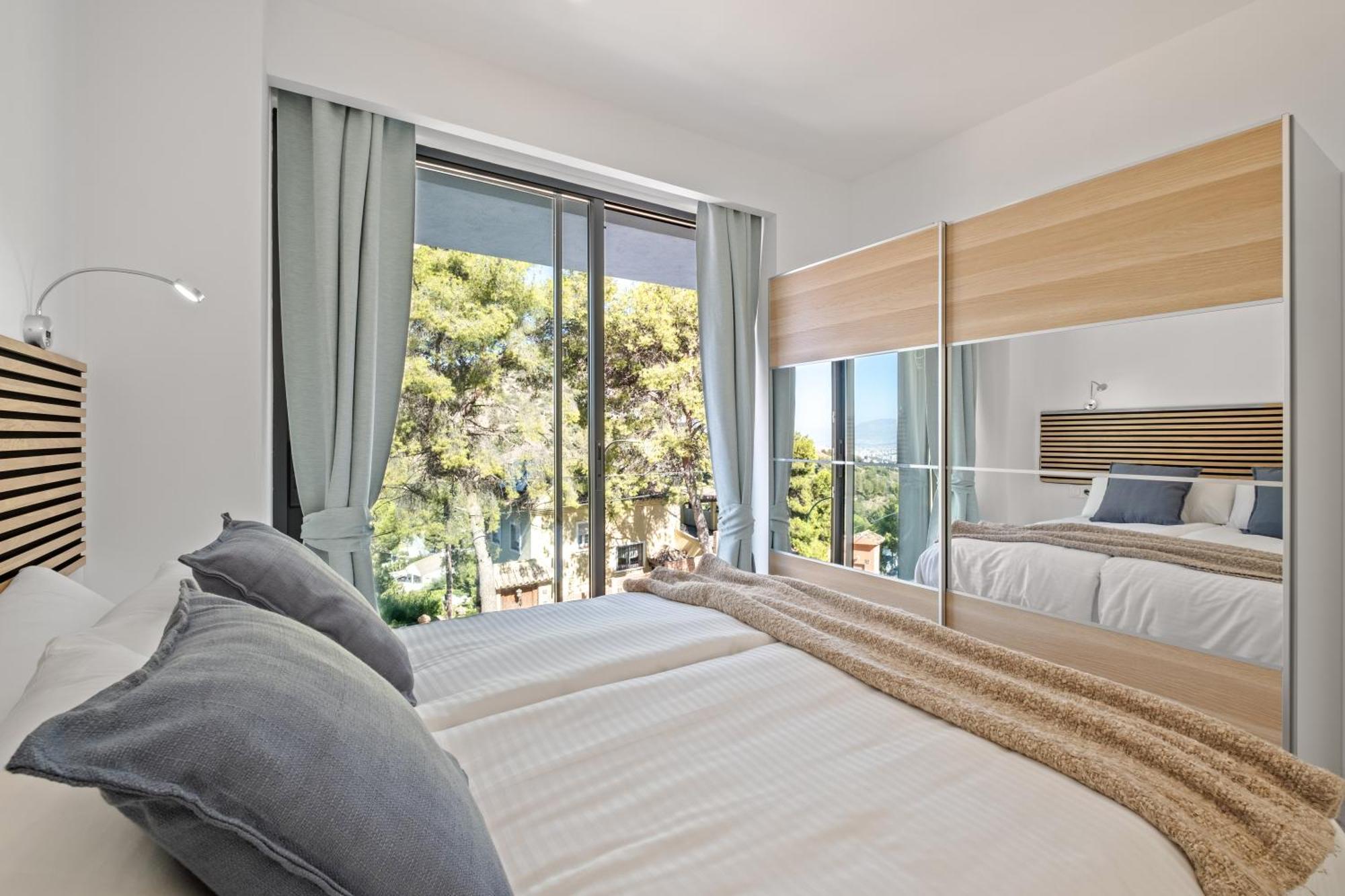 Pinares De San Anton, Malaga, With Sea, City And Mountain Views Villa
