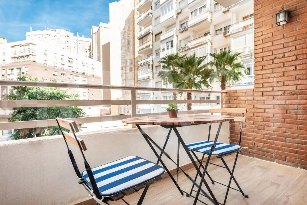 Charming In La Malagueta By Rems