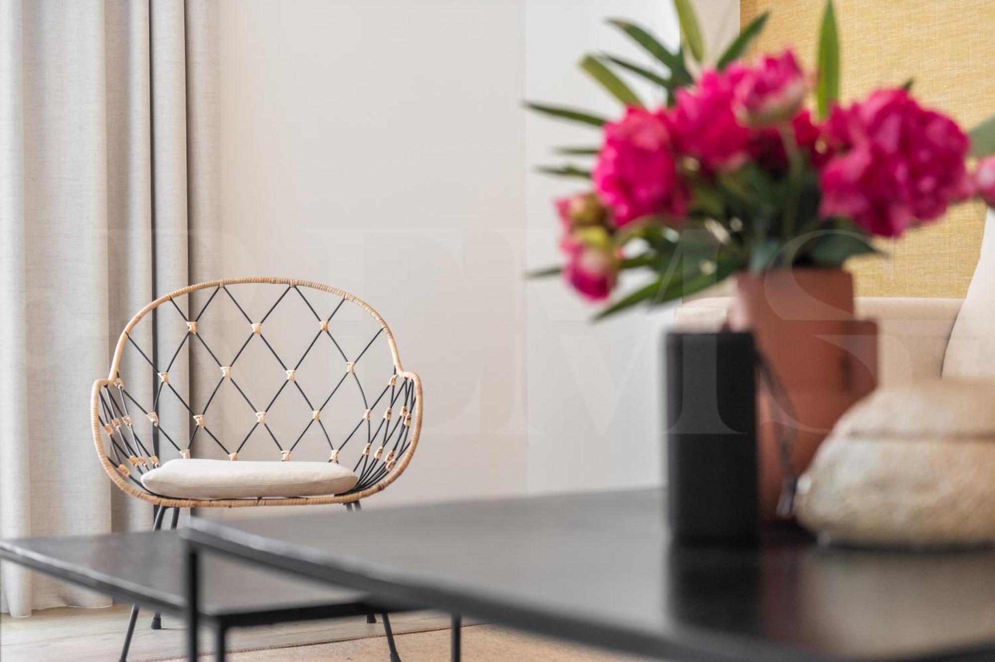 Apartamento Picturesque With Terrace By Rems *