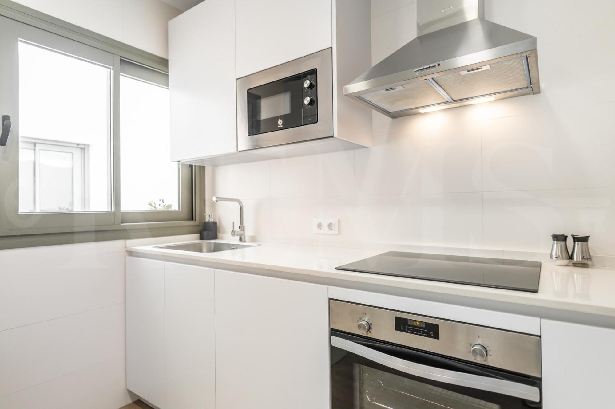 Apartamento Picturesque With Terrace By Rems *