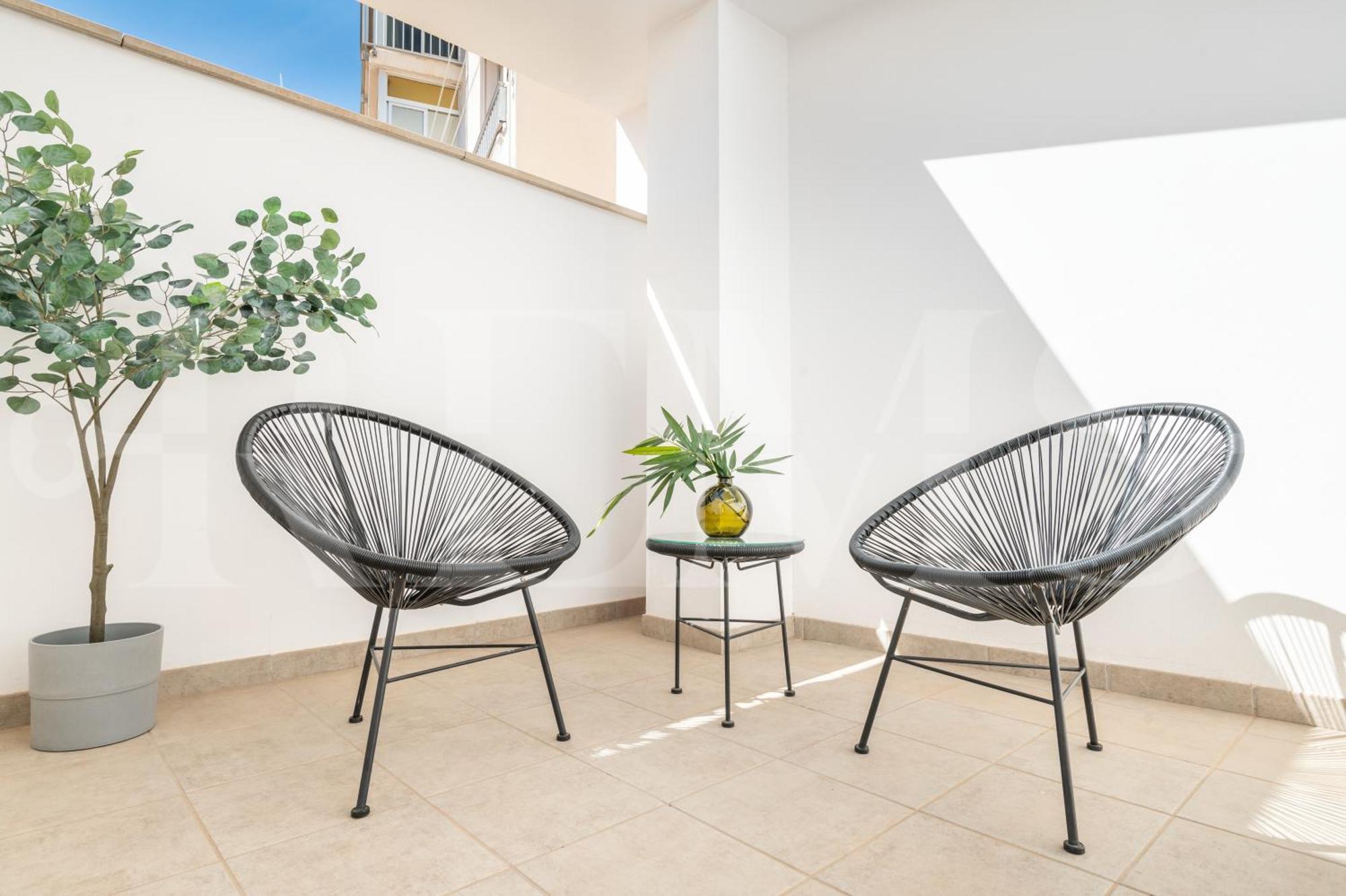 Apartamento Sunny With Terrace By Rems *