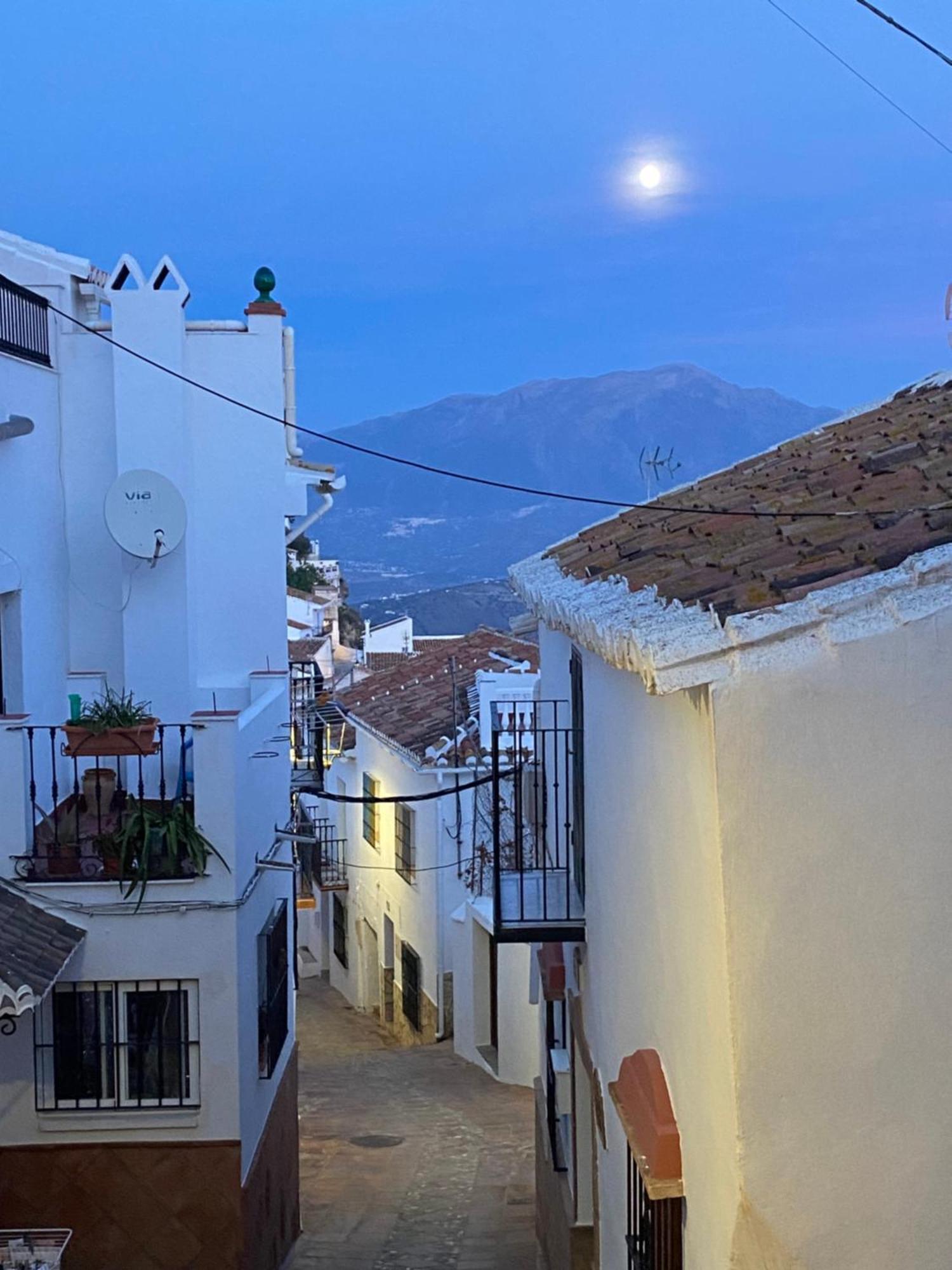 Casita De Azulejos In Comares Сasa de vacaciones Málaga