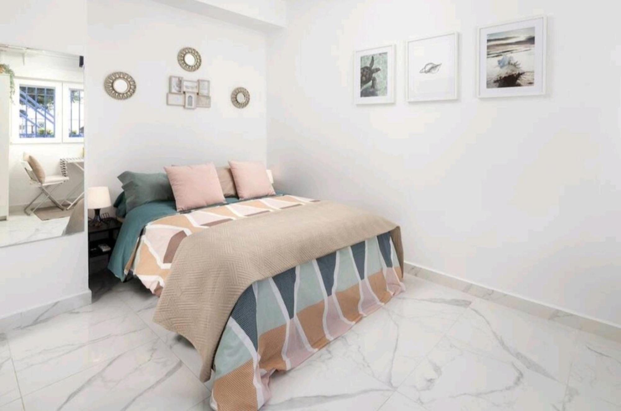 Apartment Water Front Beach Apt A