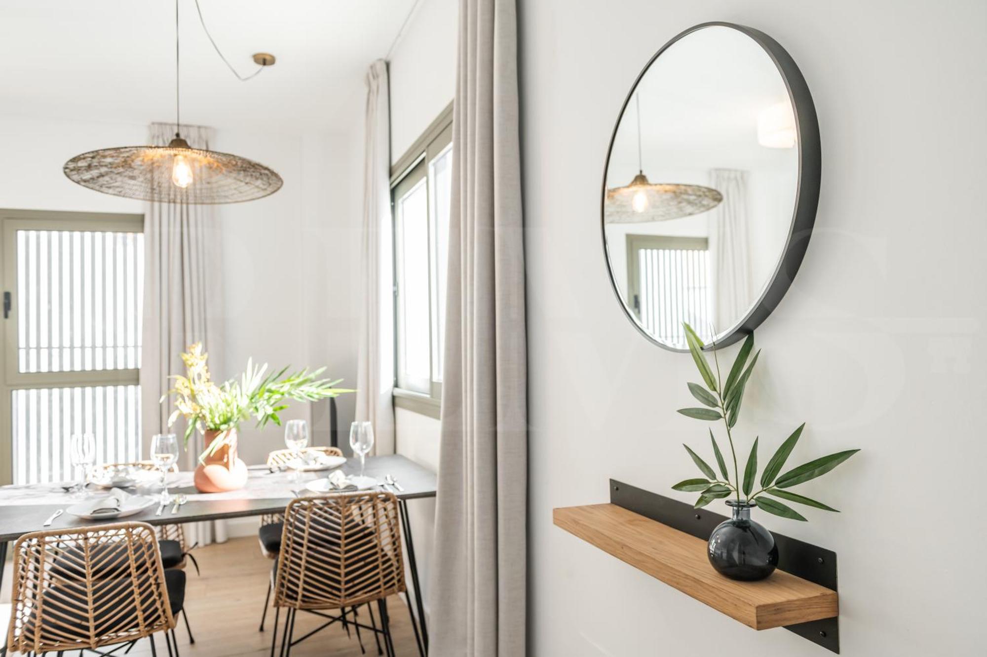 Apartamento Spacious & Private Terrace By Rems