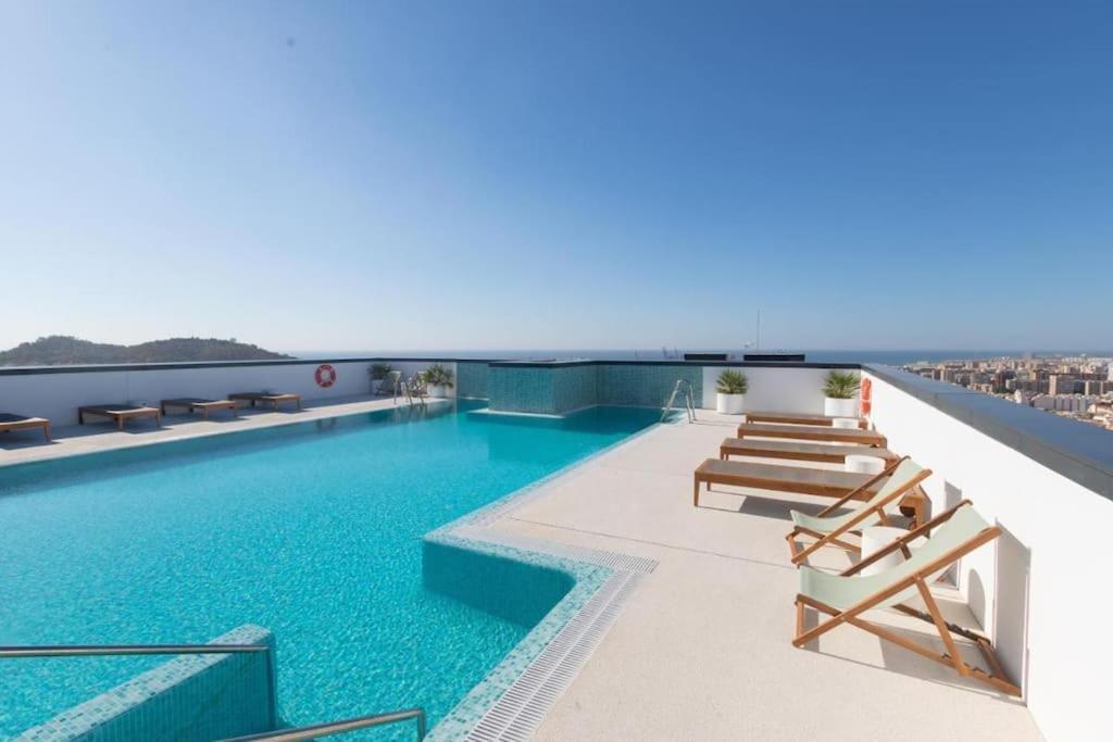 Apartamento Skyline With Pool - Floor 26 - Free Parking