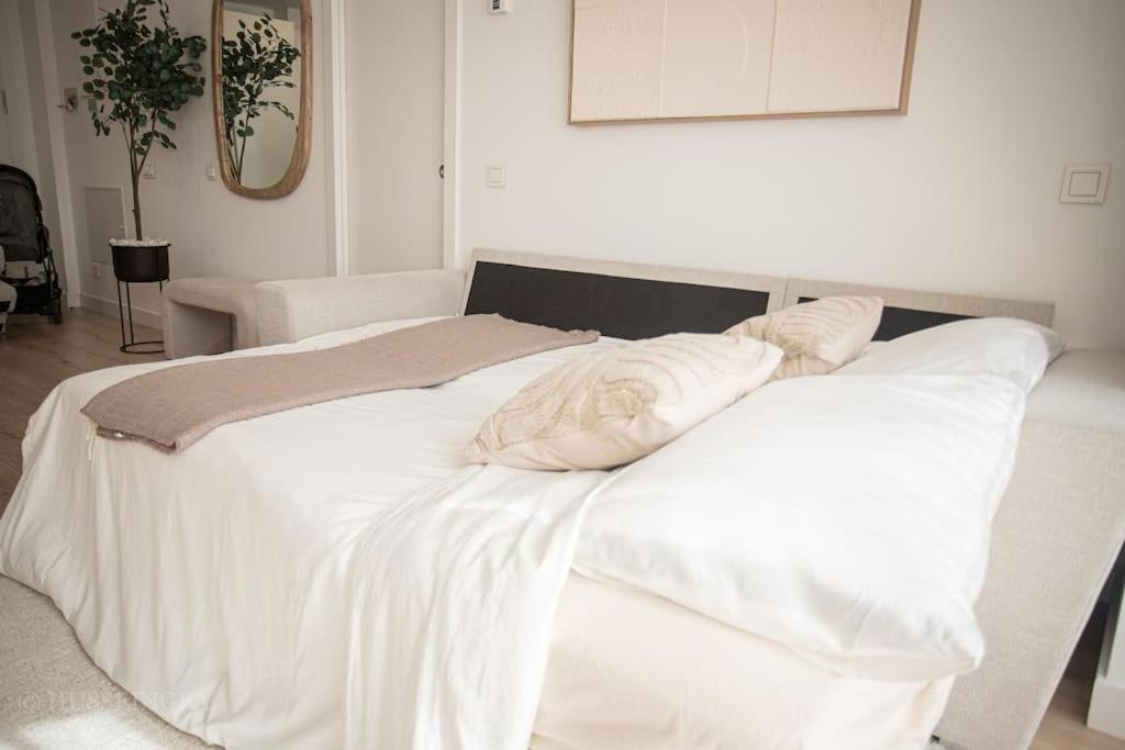 Skyline With Pool - Floor 26 - Free Parking Apartamento