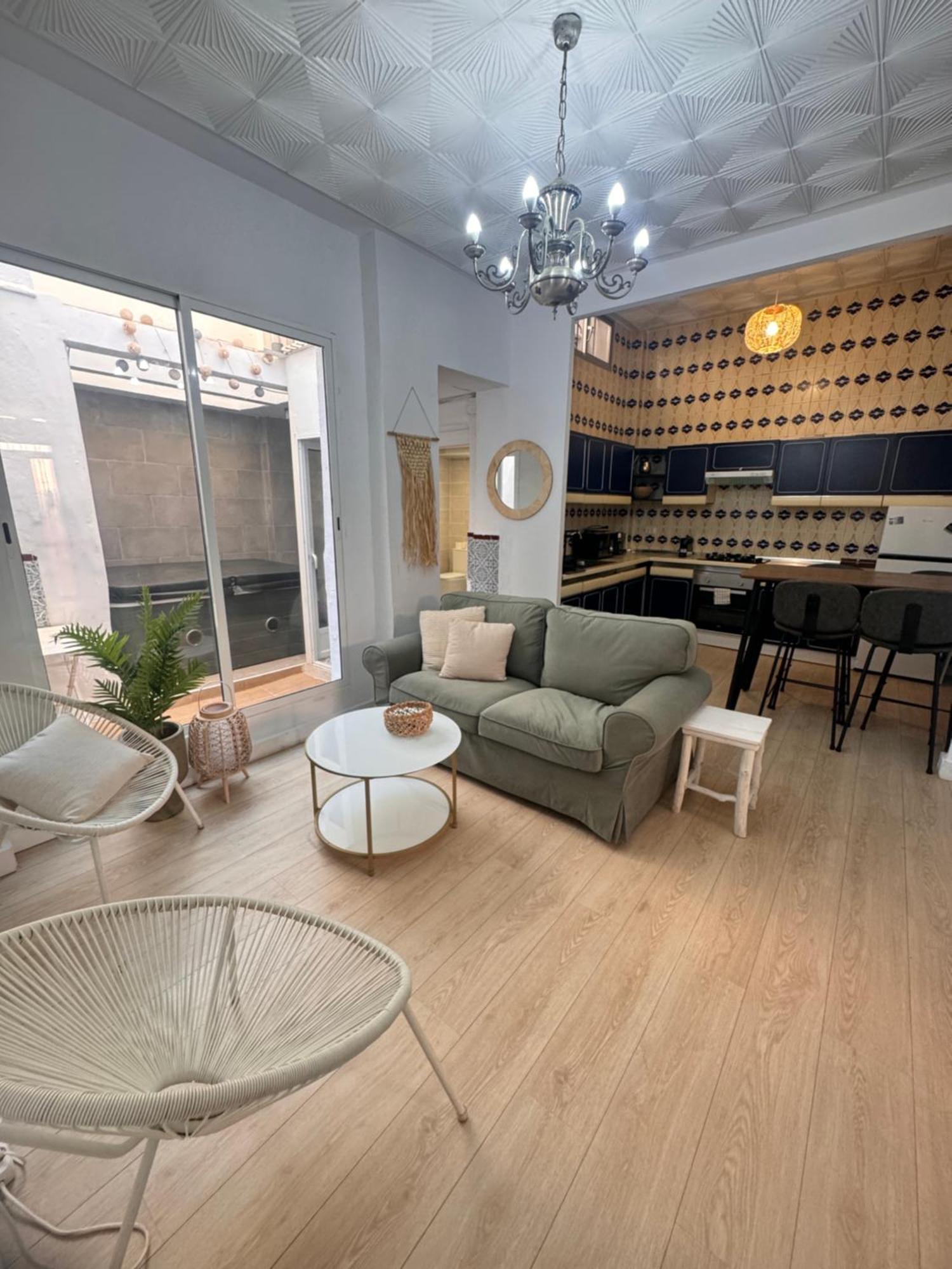 Relax - Private Jacuzzi/spa With 2bedrooms Málaga