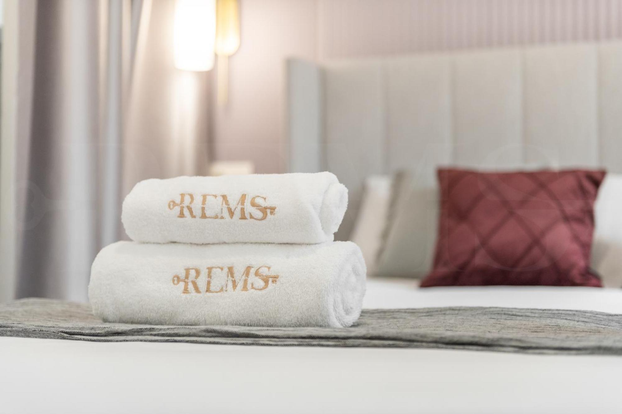 Sophisticated Modern Center By Rems * Málaga