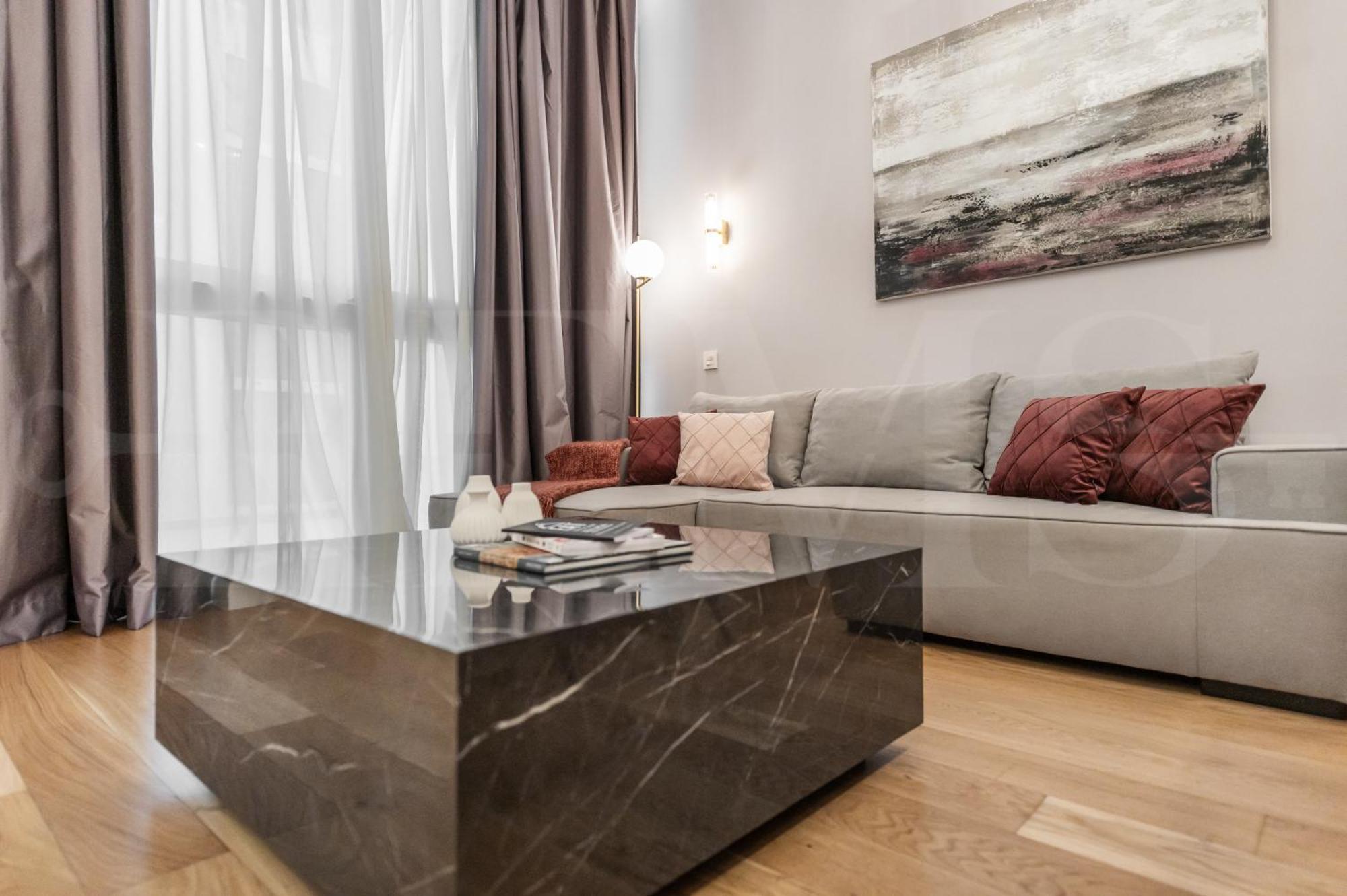 Sophisticated Modern Center By Rems Apartamento