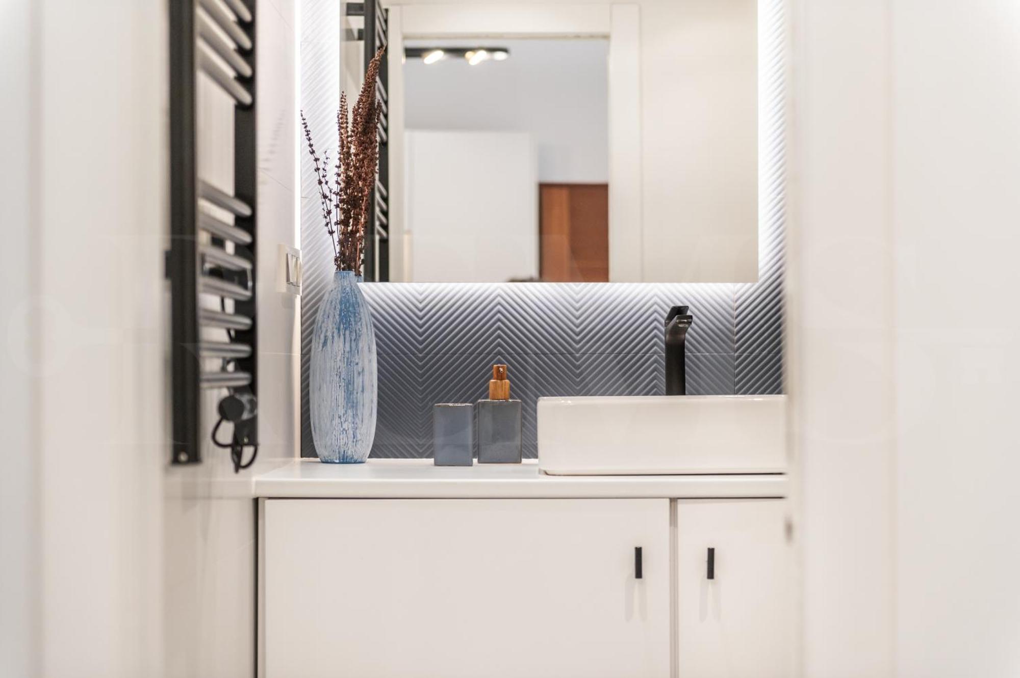 Modern & Stylish 3br In The Heart Of By Rems Apartamento