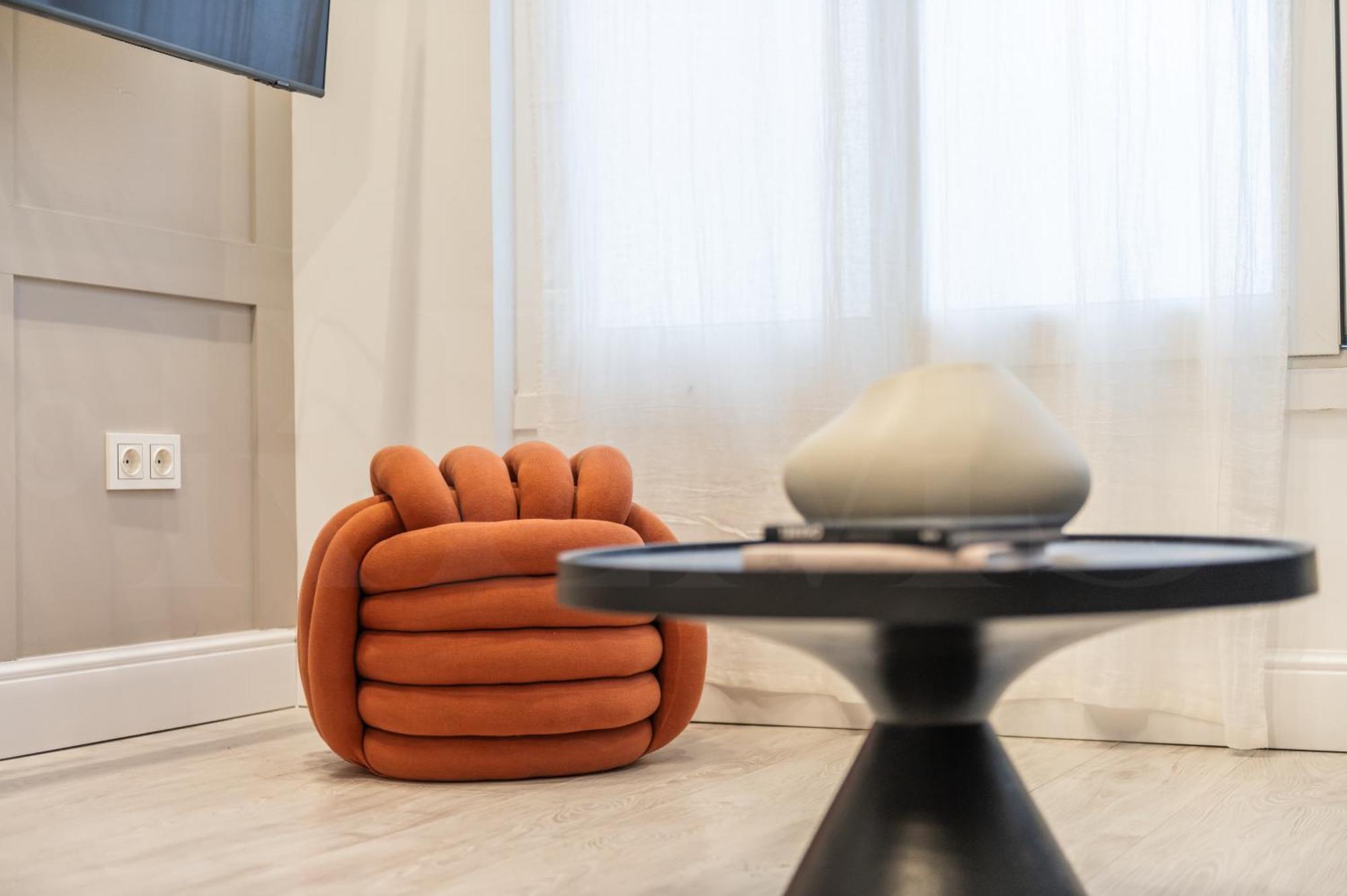 Apartamento Modern & Stylish 3br In The Heart Of By Rems