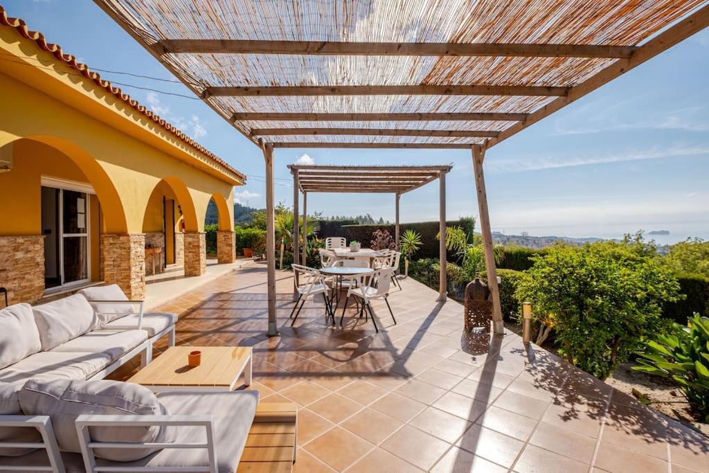 Angel Villa