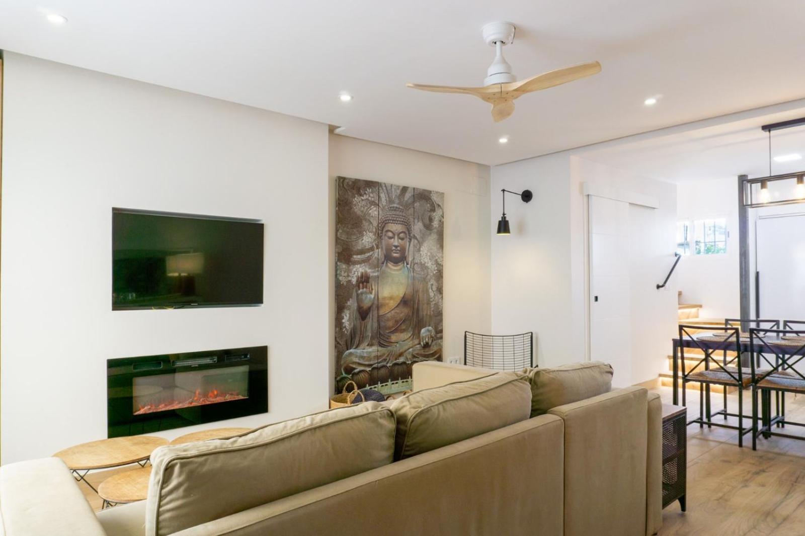 Apartamento Acogedora Casa Junto Al Mar ,cerca Del Centro Urbano Málaga
