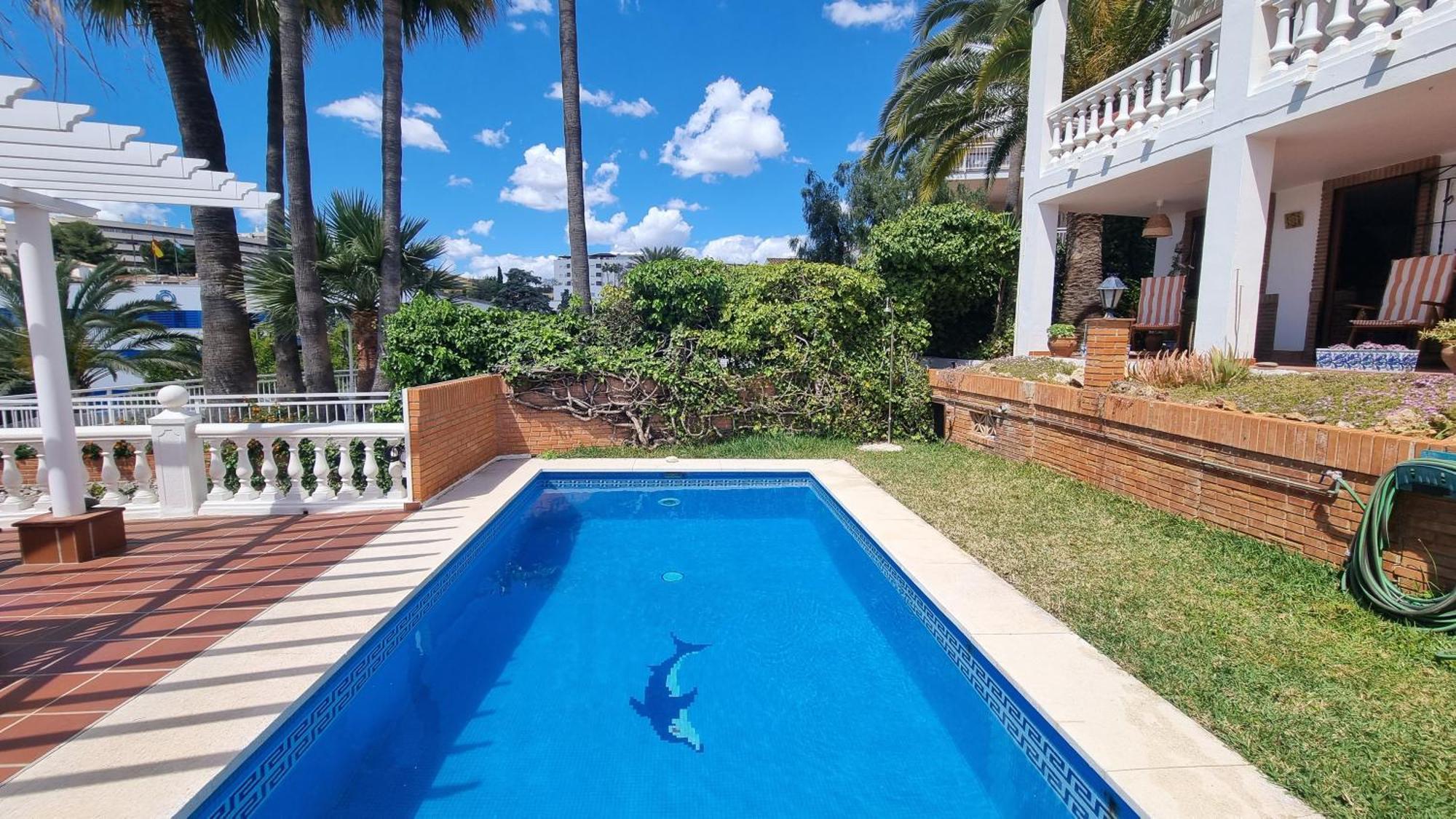 Andaluza Pedregalejo Bbq Pool *
