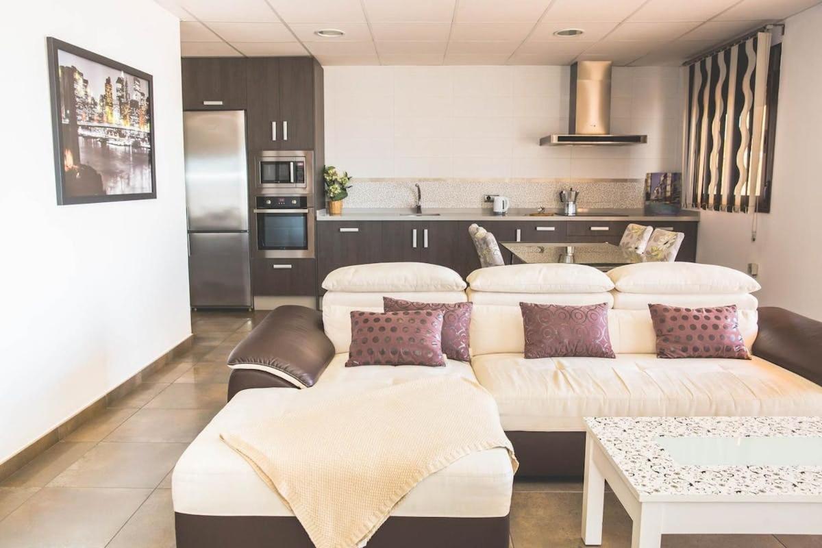 ático 1a Línea De Playa - Pedregalejo Apartamento *