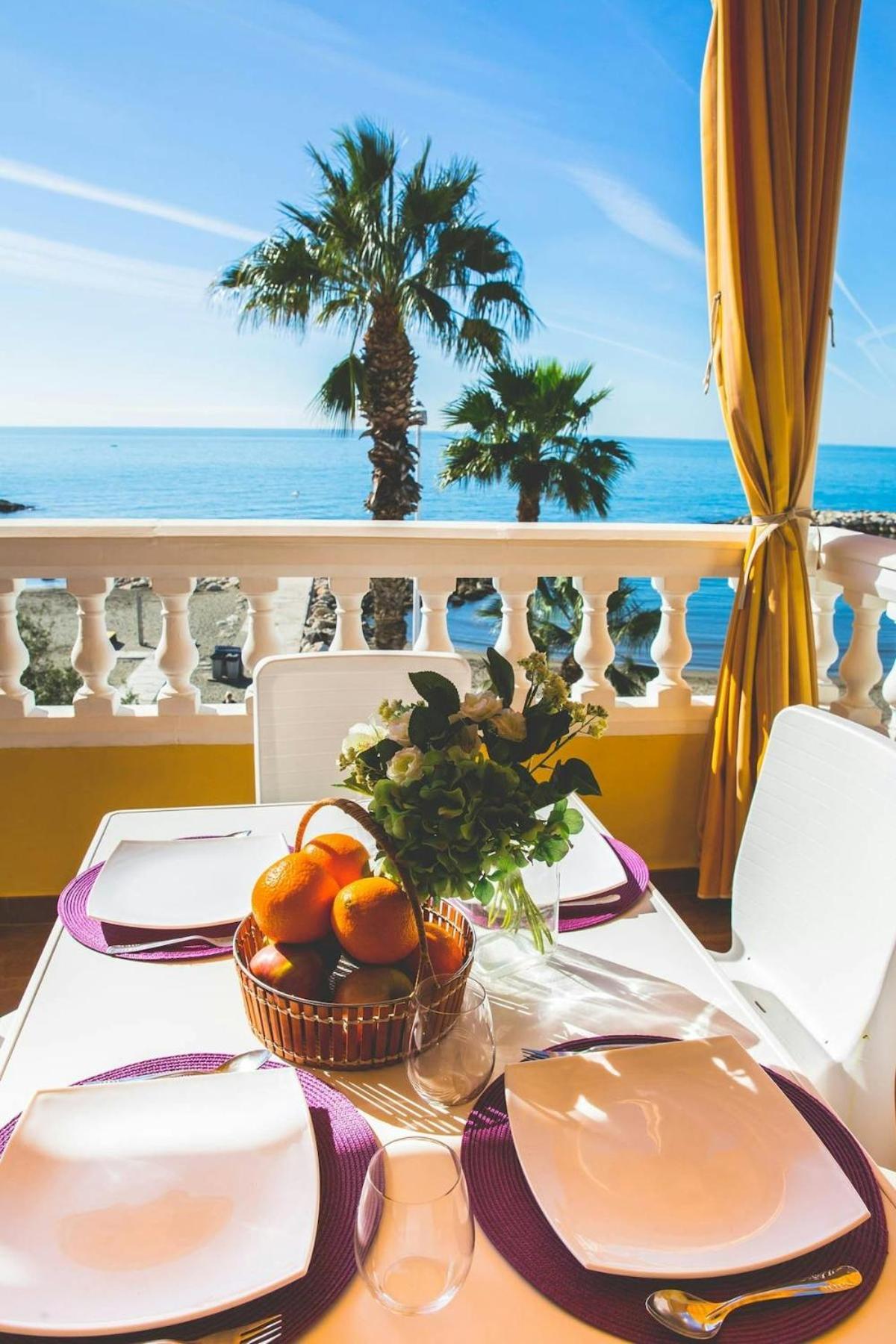 Apartamento ático 1a Línea De Playa - Pedregalejo Málaga