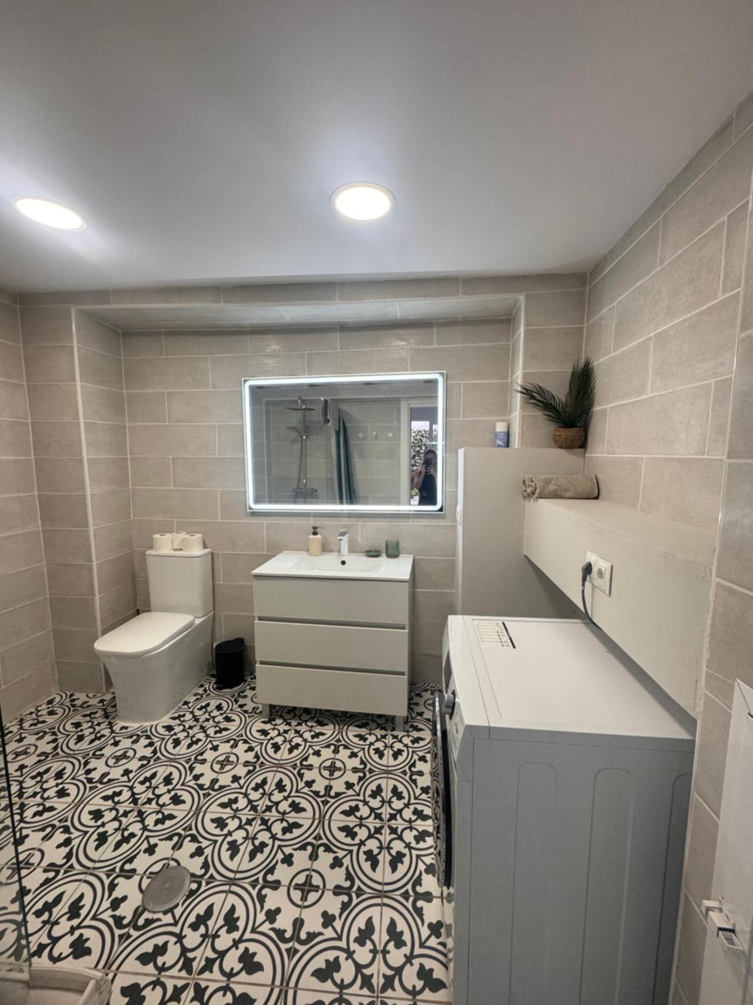 Relax - Private Jacuzzi/spa With 2bedrooms Apartamento *