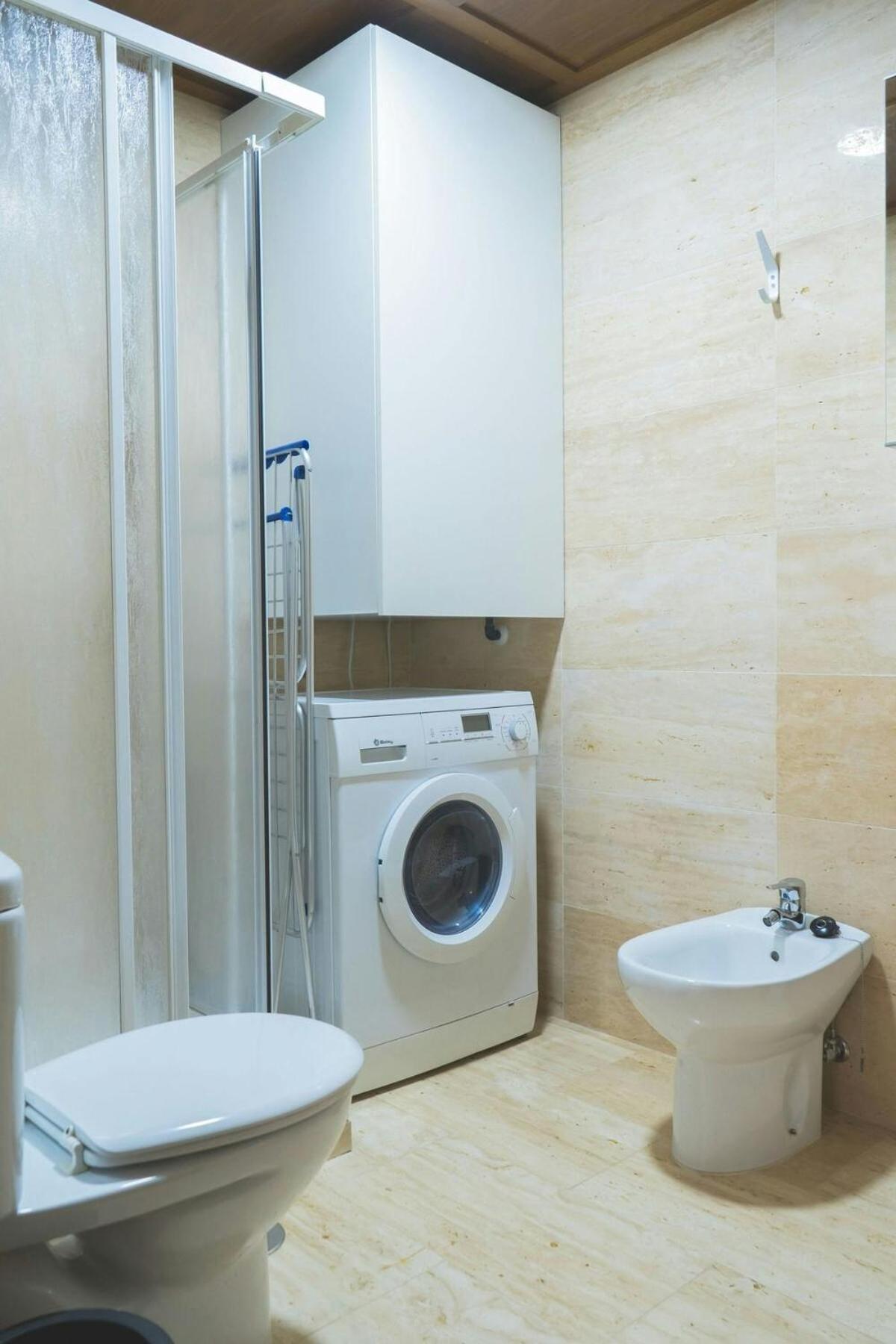 Centrico En Calle Carreteria -