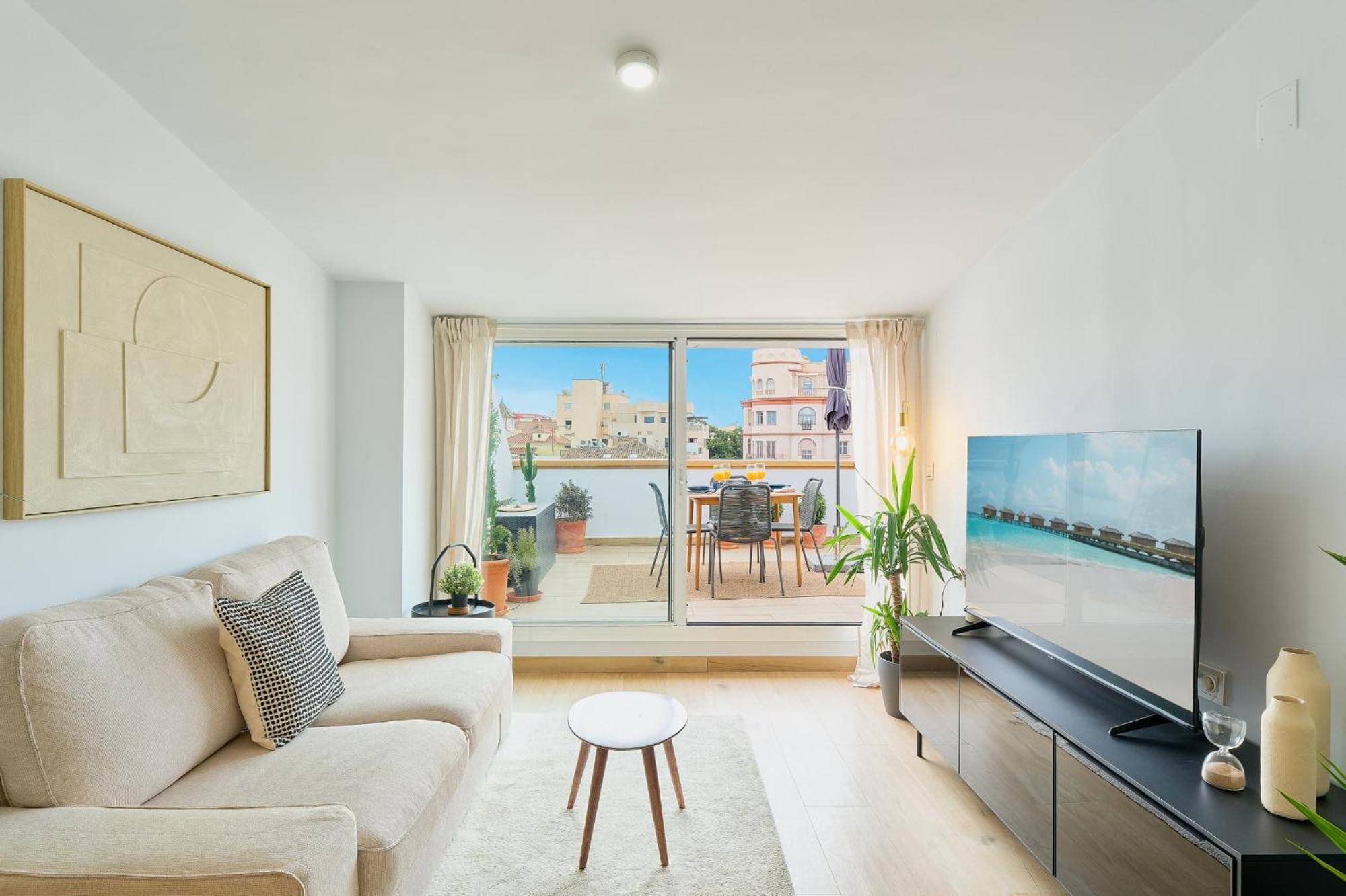 Apartamento Atarazanas Penthouse By Lovely Málaga