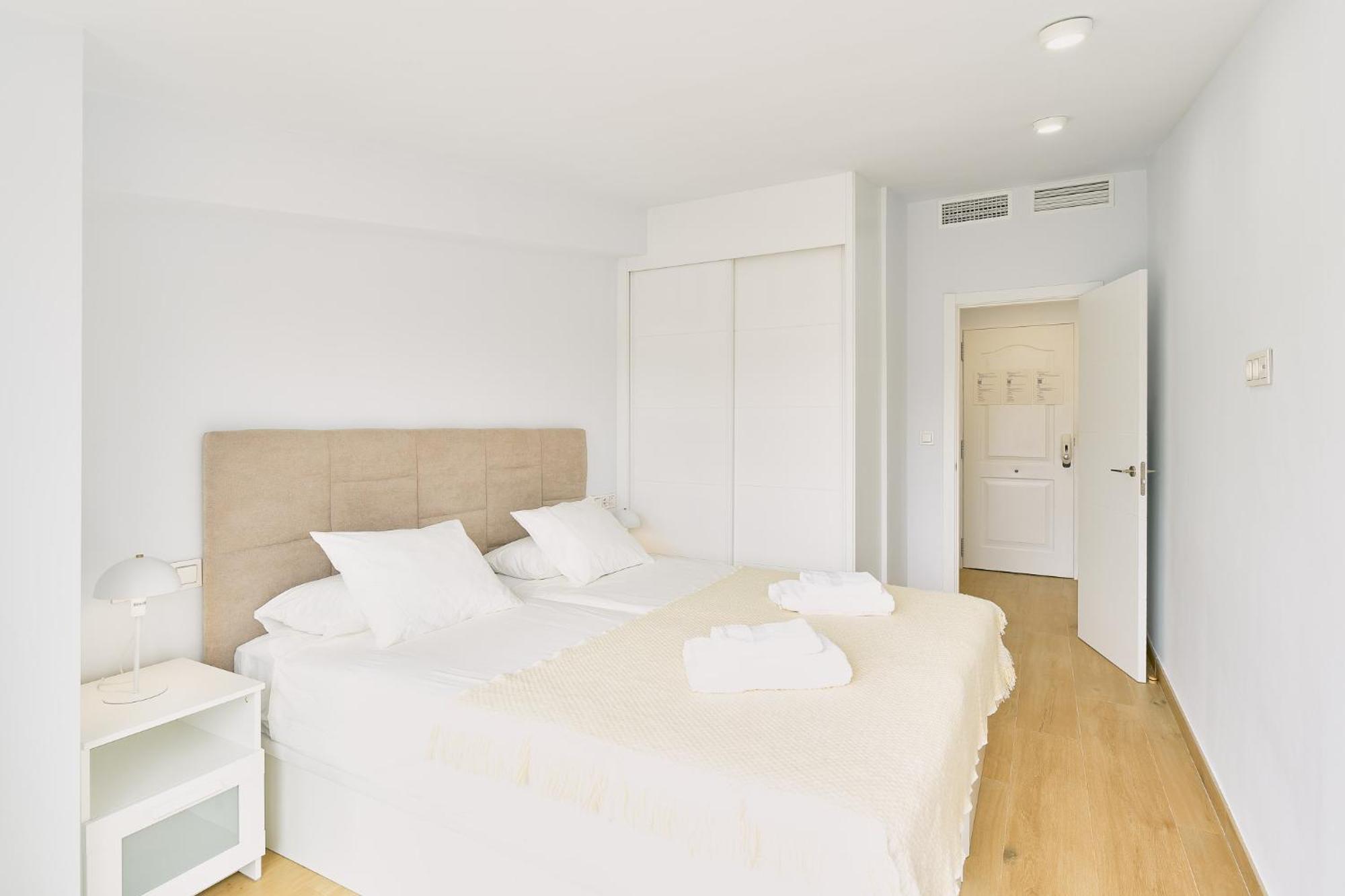 Atarazanas Penthouse By Lovely Málaga