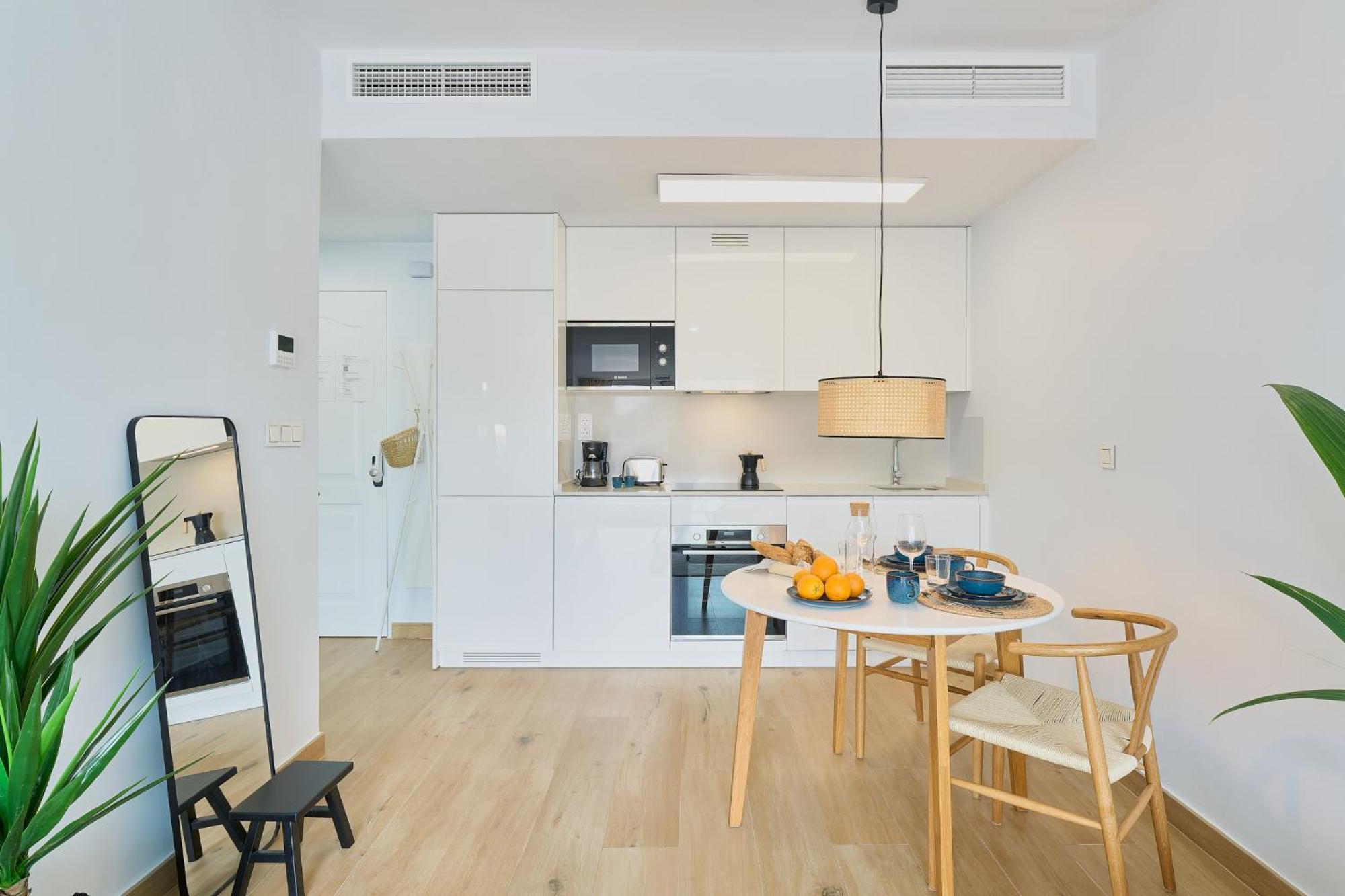 Atarazanas Penthouse By Lovely Apartamento *