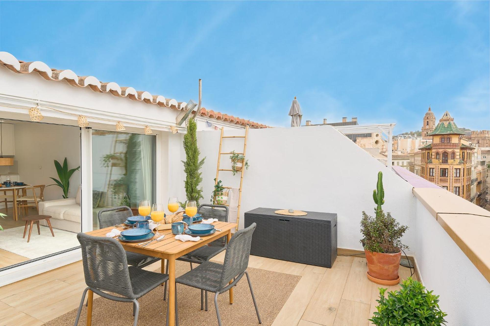 Apartamento Atarazanas Penthouse By Lovely Málaga