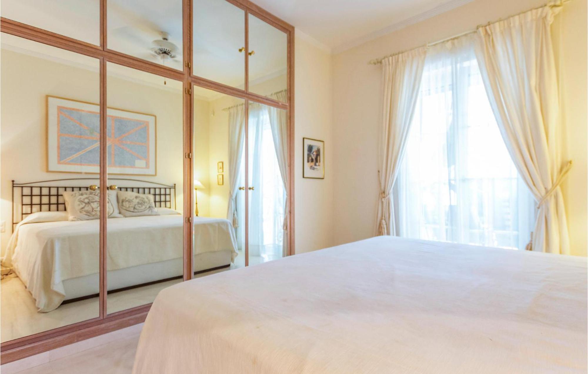 7 Bedroom Cozy In Сasa de vacaciones