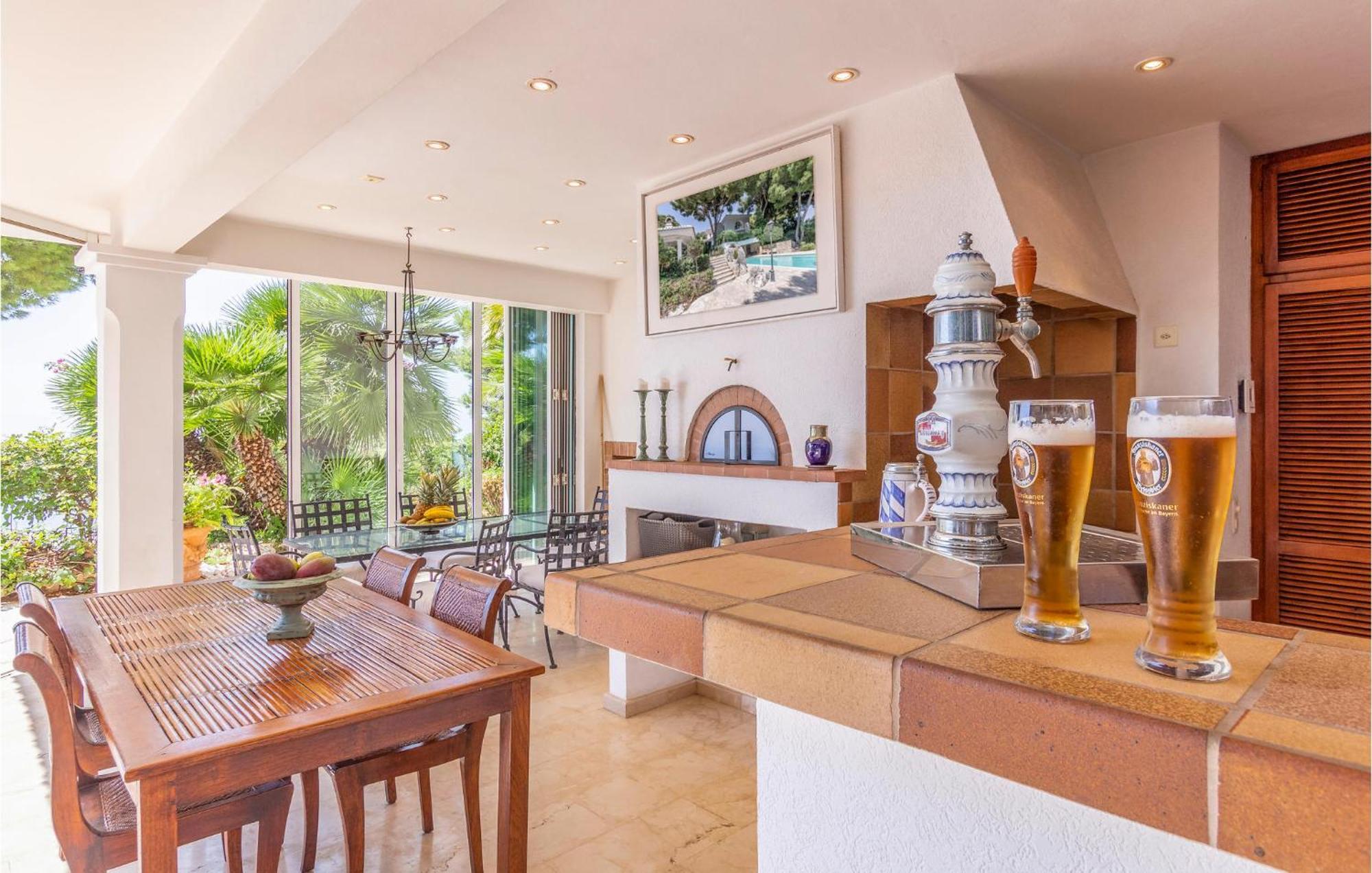 7 Bedroom Cozy In * Málaga
