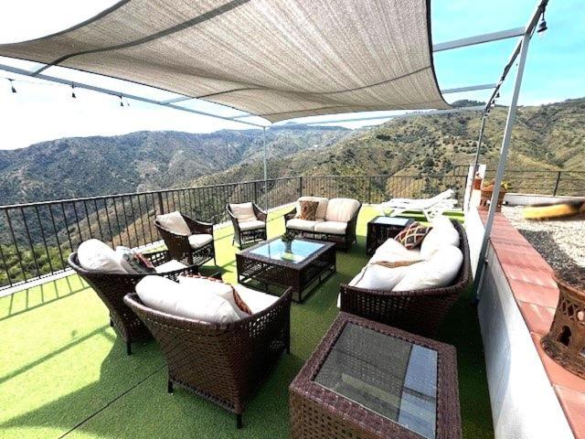 Trompetilla Montes De With Yoga And Villa *
