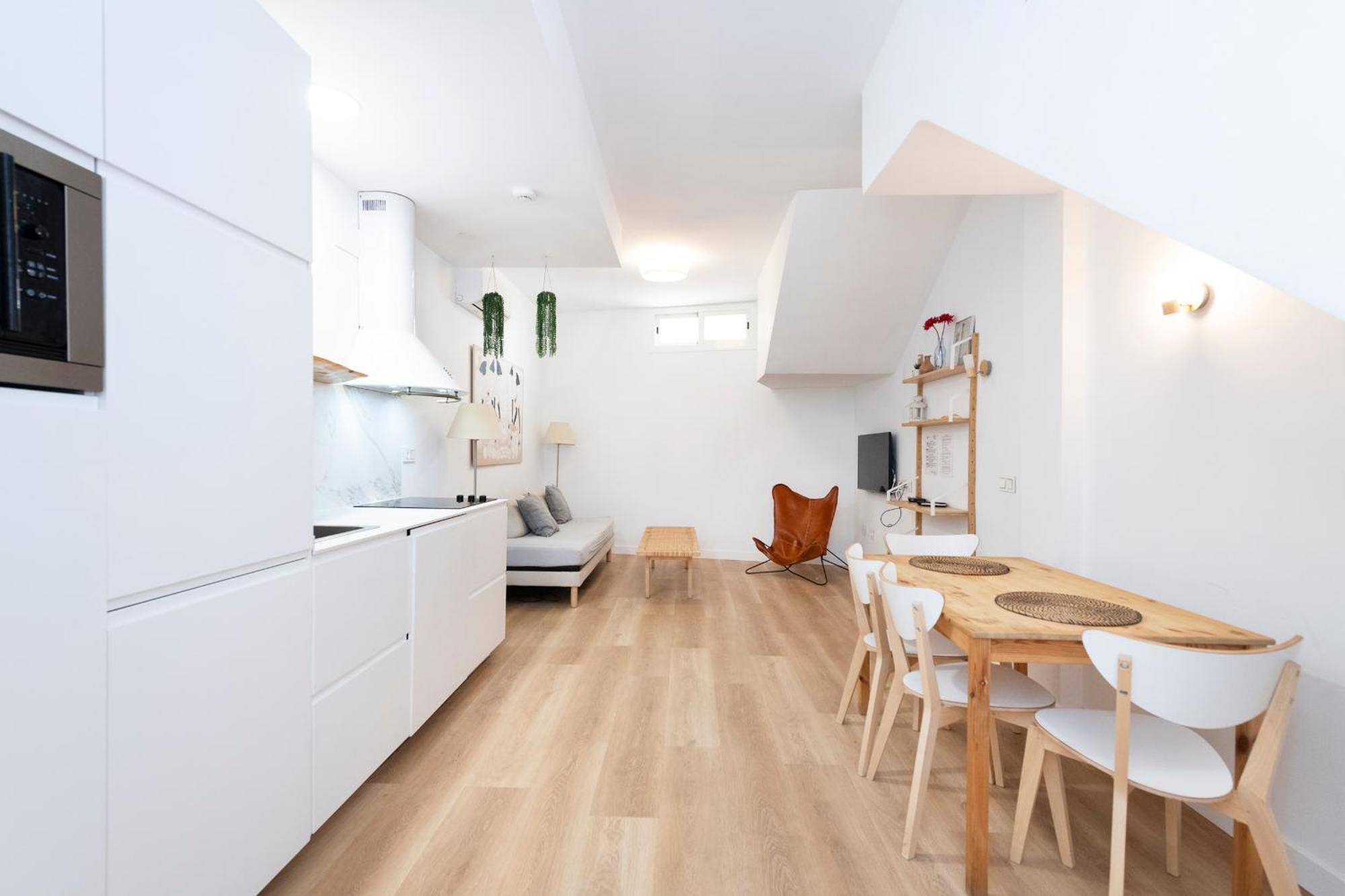 Apartamento Duplex Victoria Amplio Y A 15 Min Del Centro Y Calle Larios *