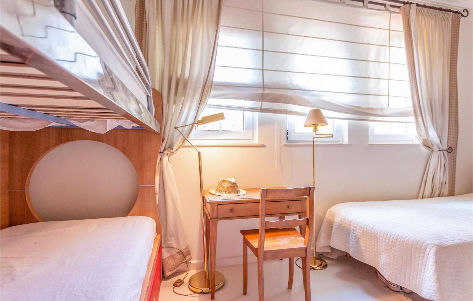 Сasa de vacaciones 7 Bedroom Cozy In Málaga