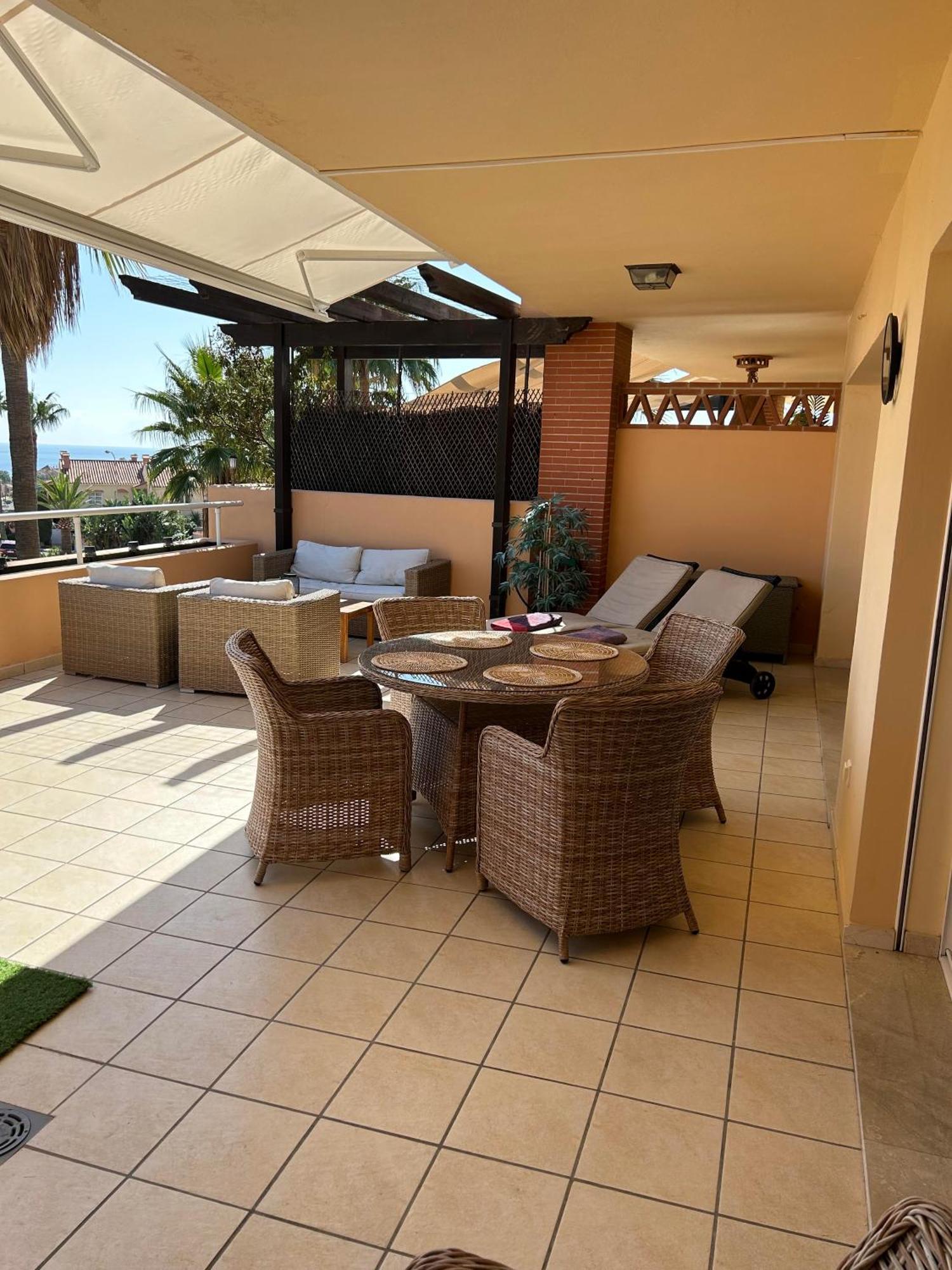 Malibu B3 Luxury 2br By Rafleys, Paronamic Sea Views Apartment
