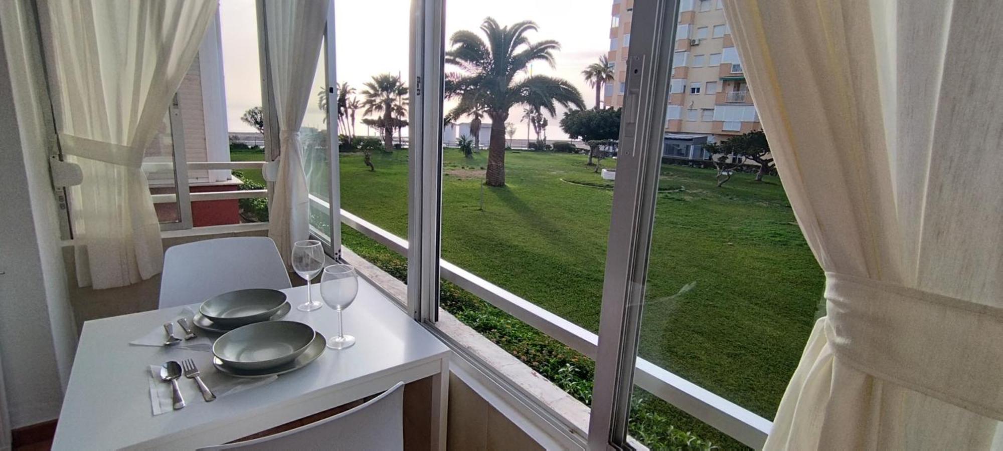 Capri Vista Al Mar Apartamento *