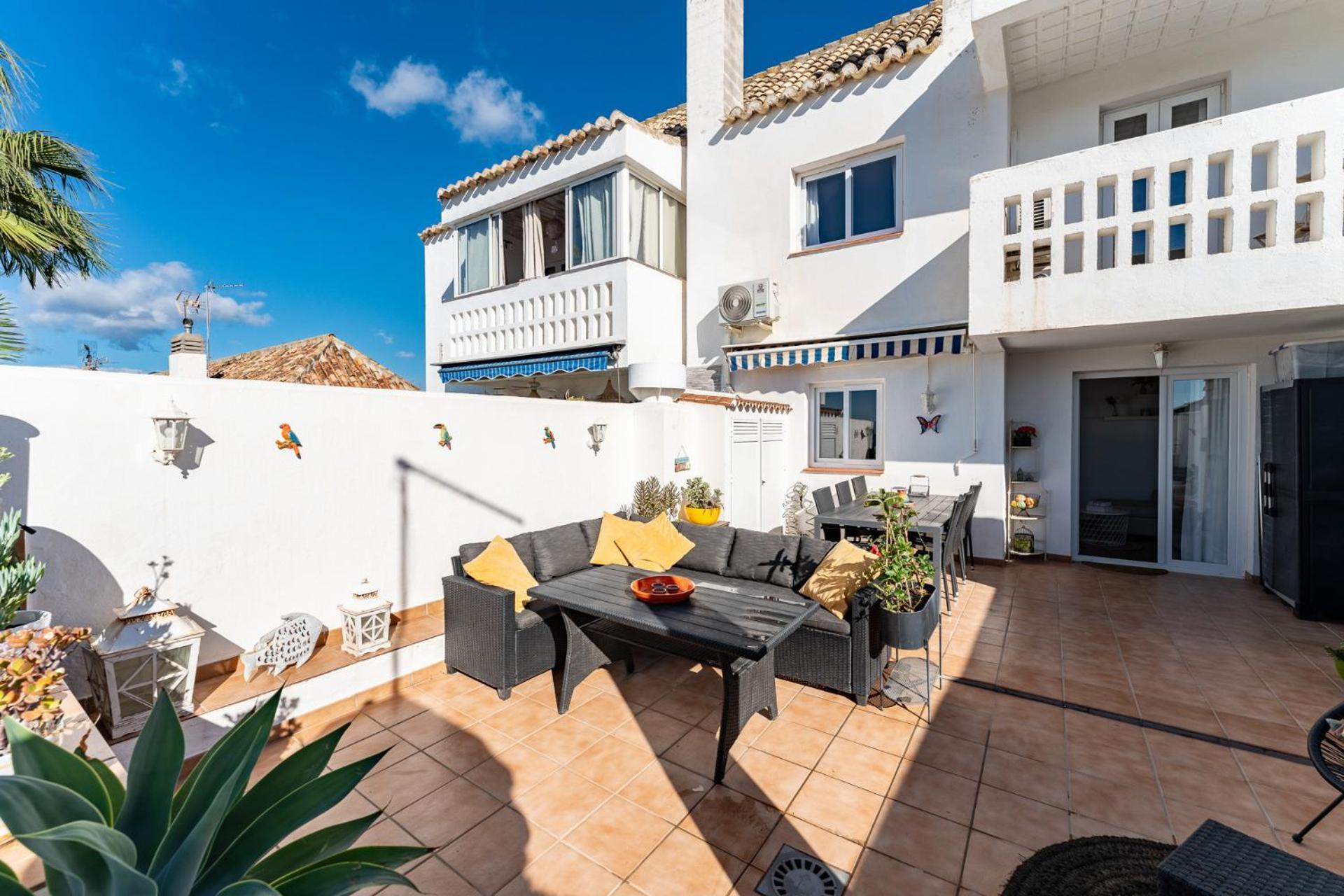 Beautiful Townhouse Close To Fuengirola Málaga