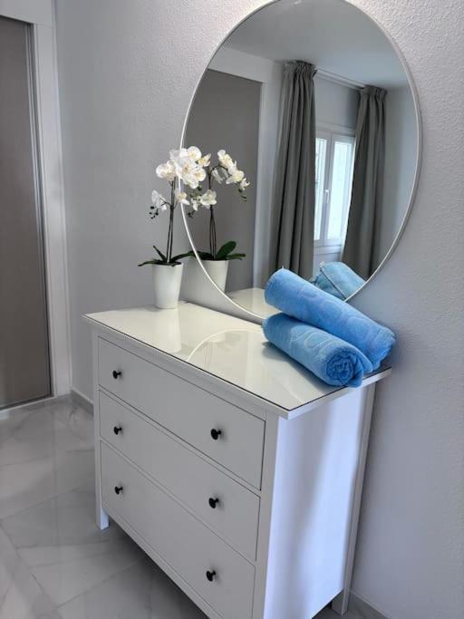 Modern, Spacious 3 Bedroom With Sea View Apartamento *