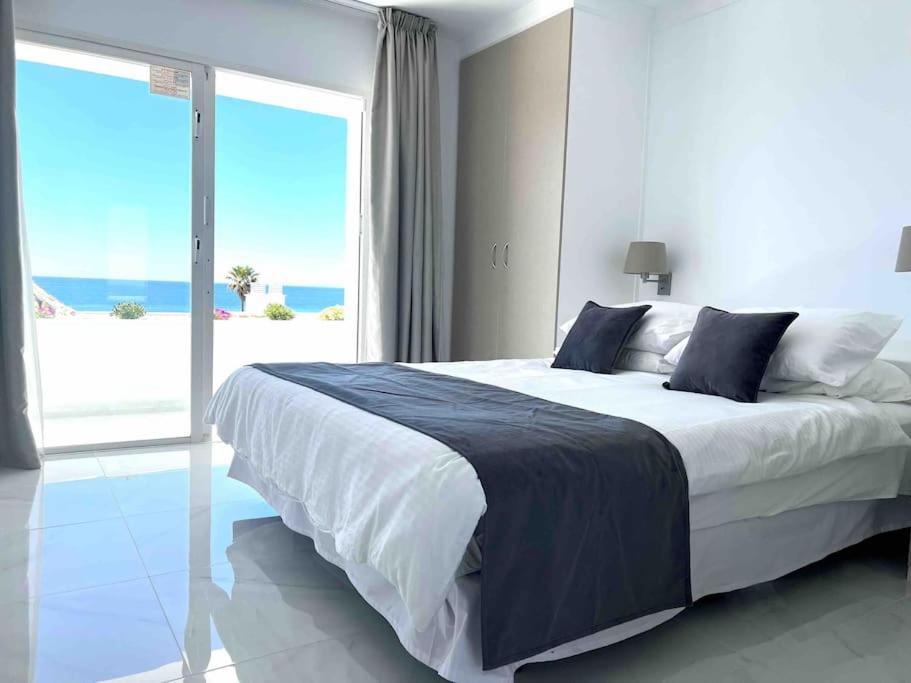 Apartamento Modern, Spacious 3 Bedroom With Sea View